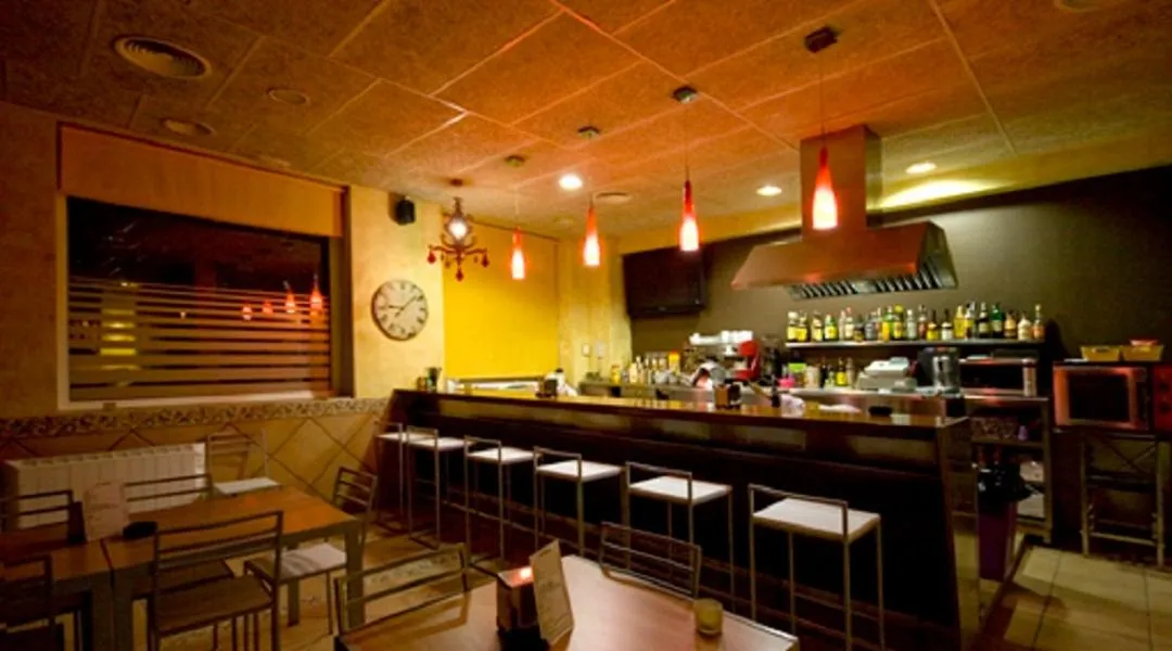 Lounge or bar in Hotel Solsona Centre
