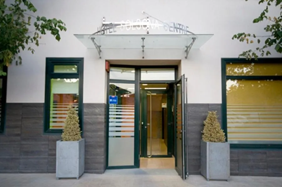 Facade/entrance in Hotel Solsona Centre