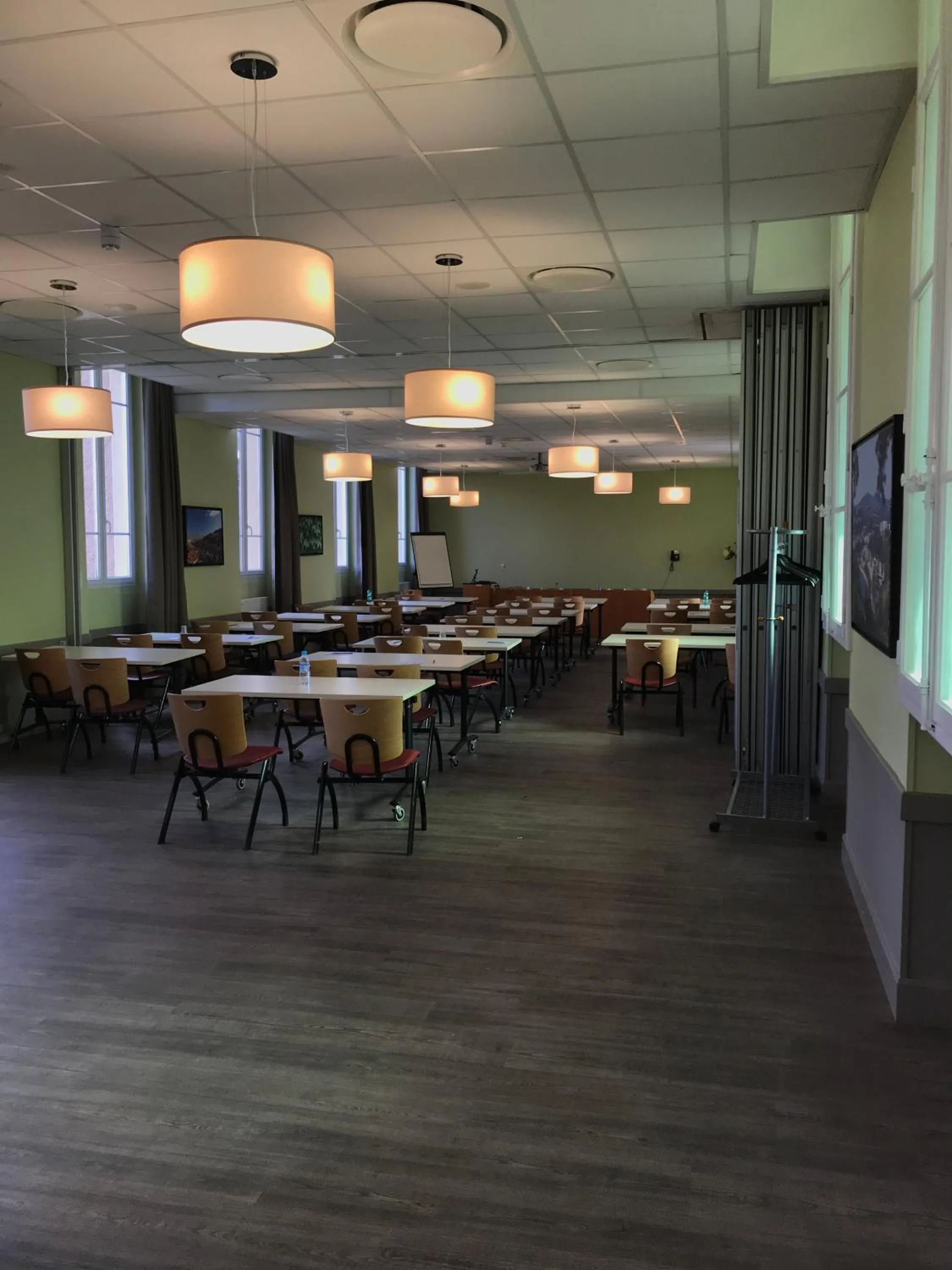 Business facilities in Domaine Lyon Saint Joseph