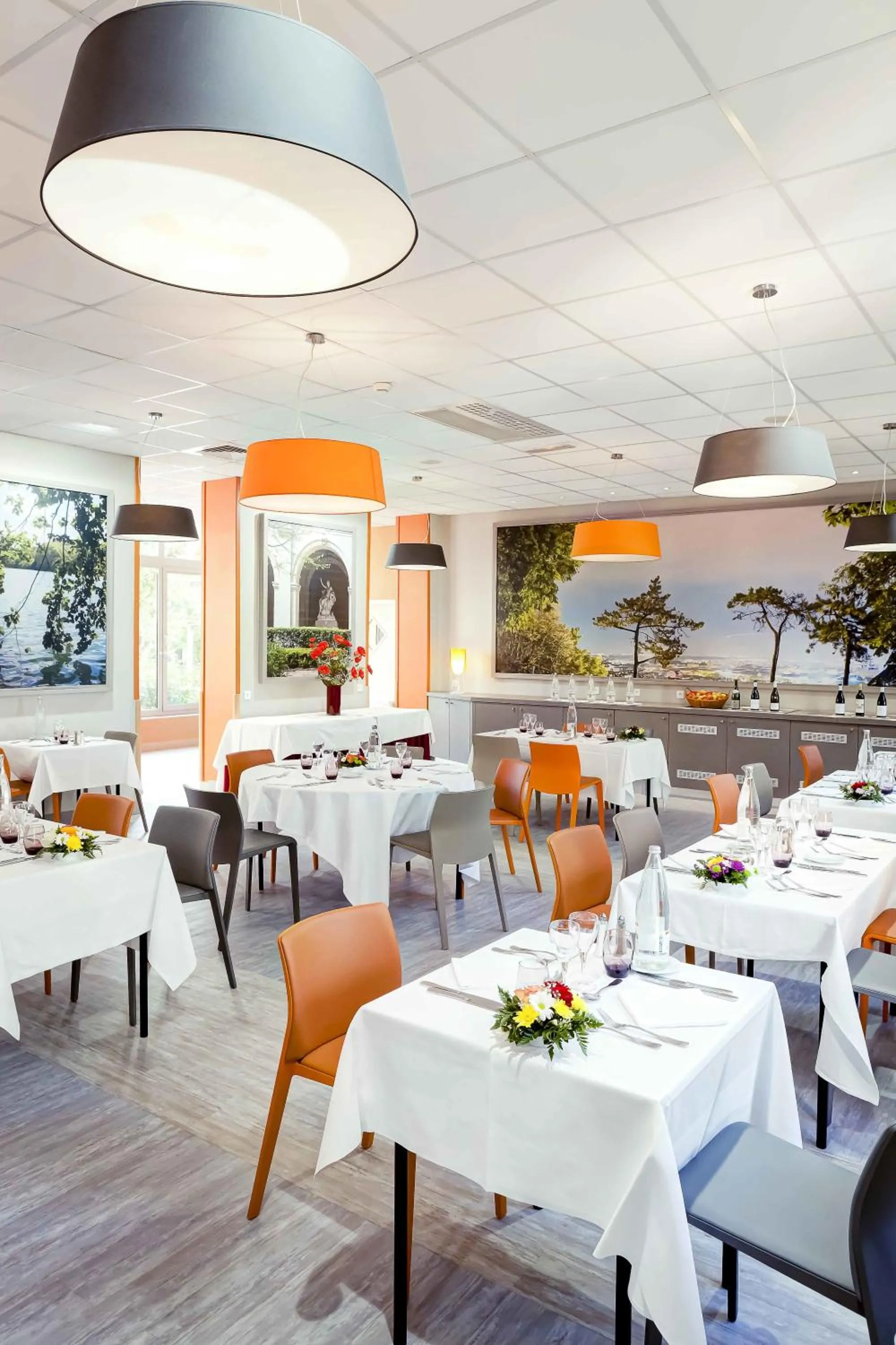 Restaurant/places to eat in Domaine Lyon Saint Joseph
