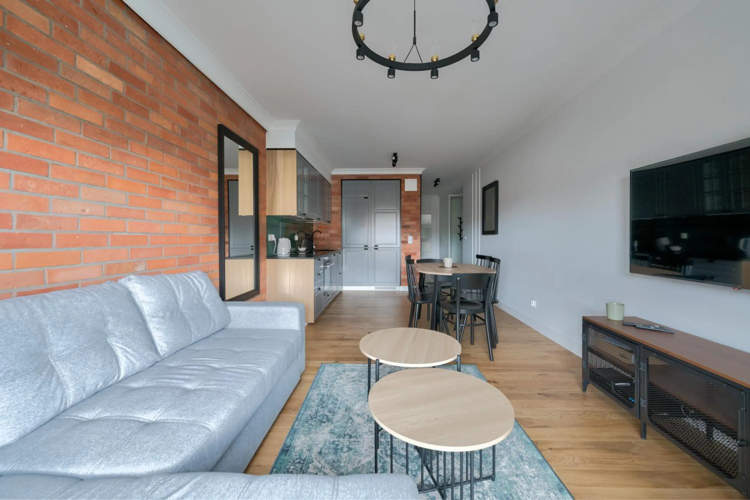 TV and multimedia in Dom & House - Apartments Winter Residence