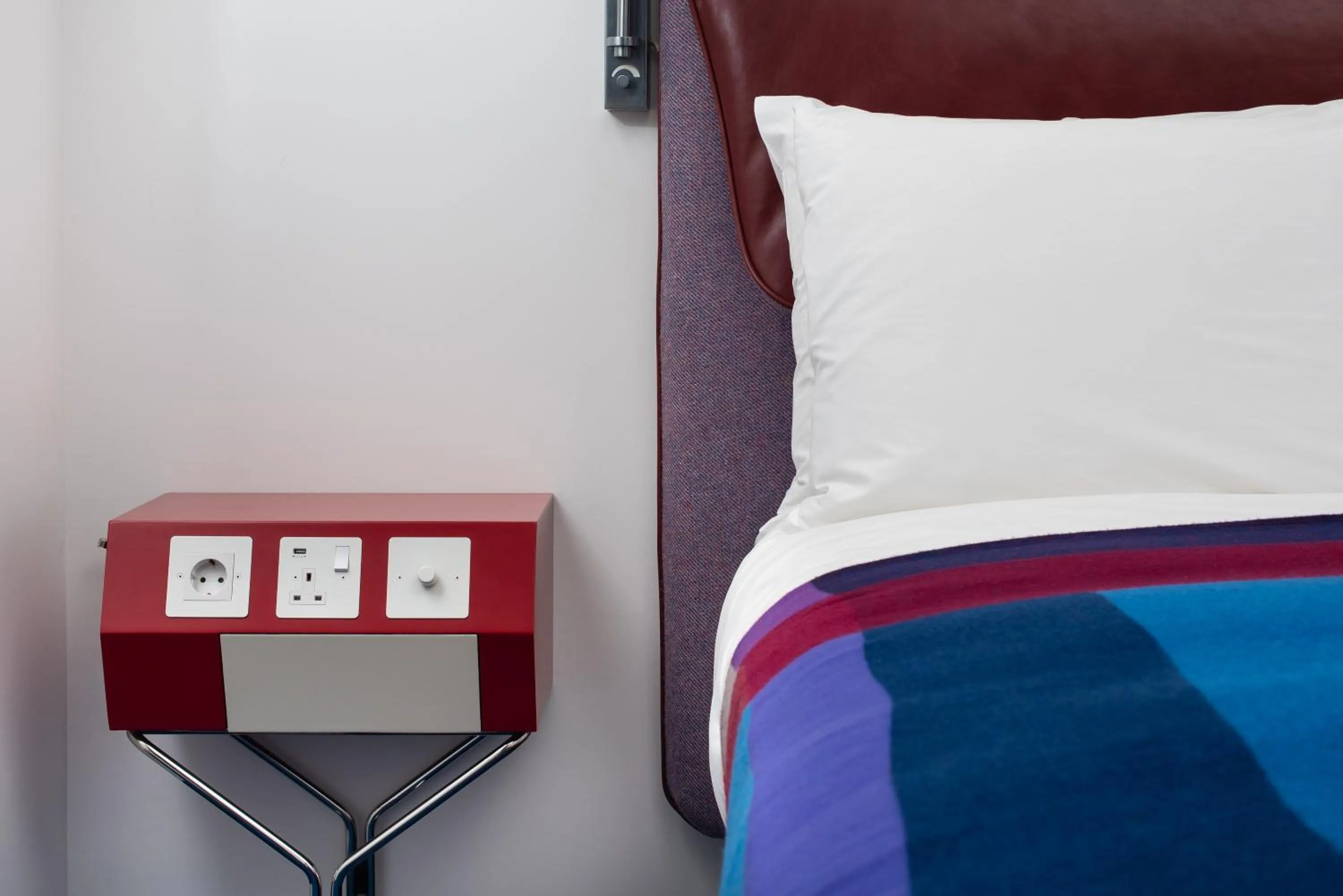 Bedroom, Bed in The Standard London