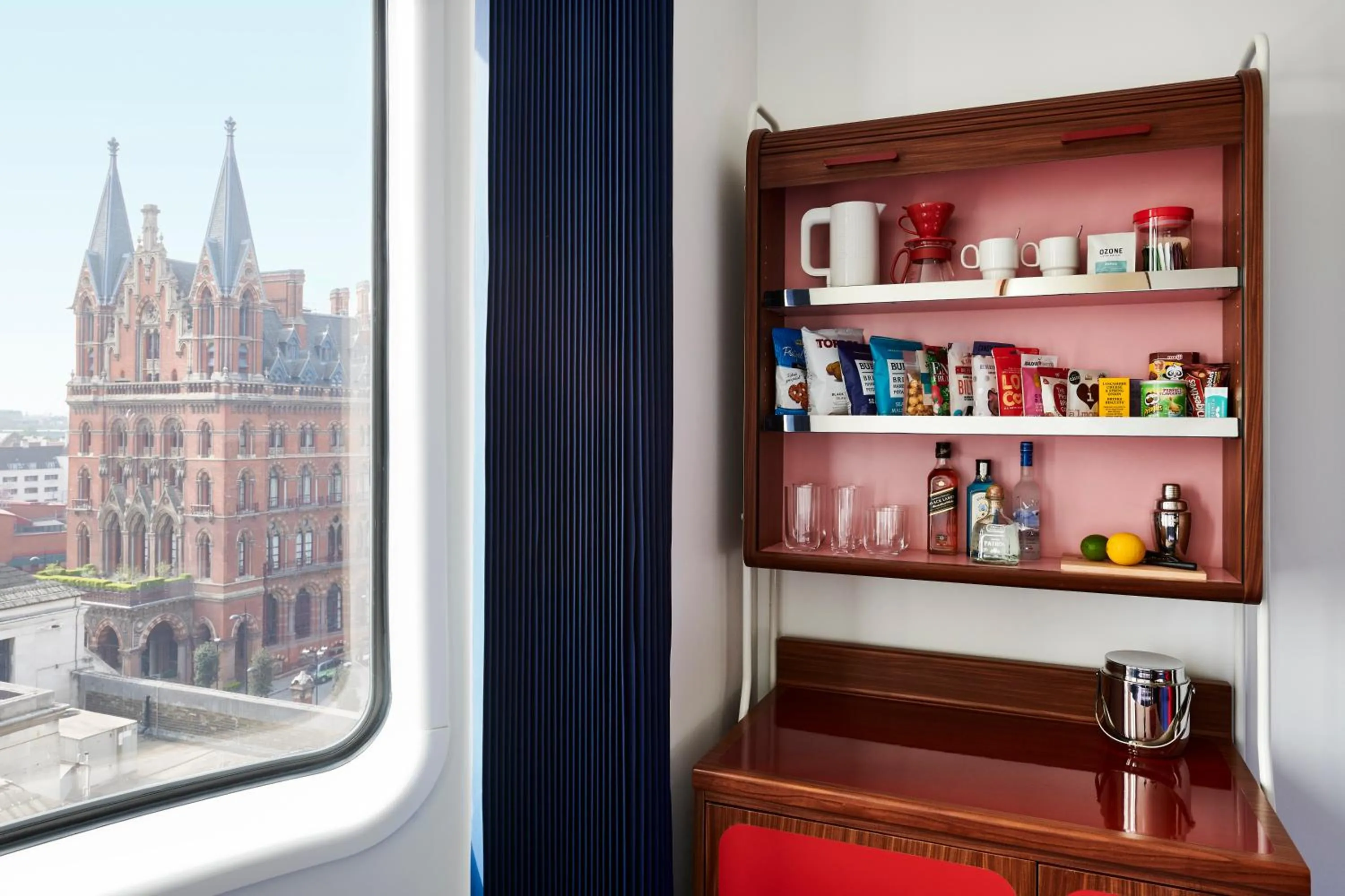 Coffee/tea facilities in The Standard London