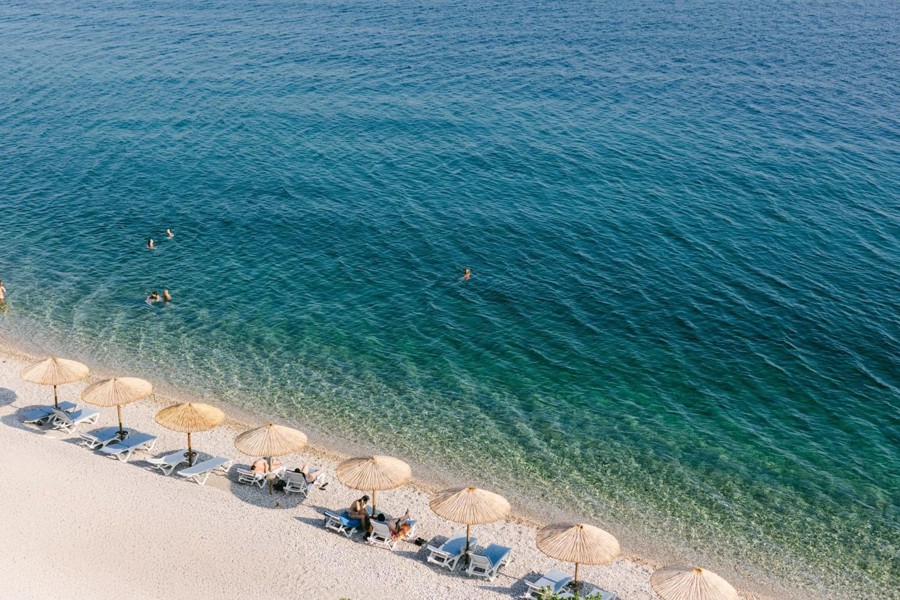 Summer in Hotel Cokkinis