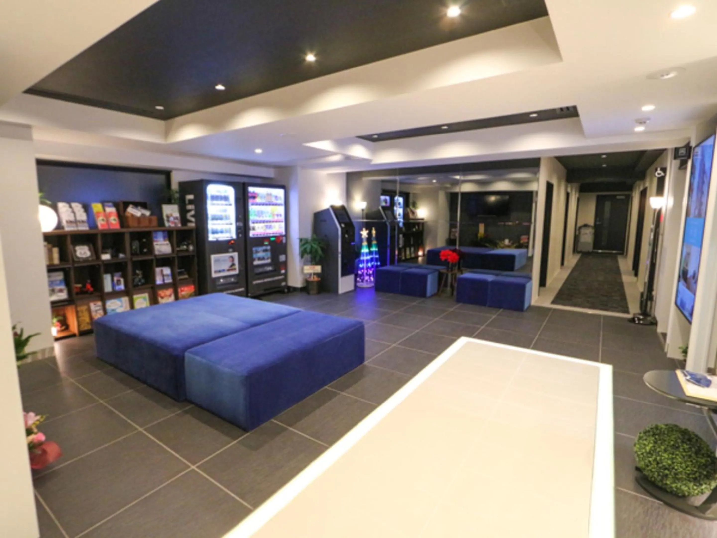 Lobby or reception in HOTEL LiVEMAX Tokyo-Otsuka Ekimae