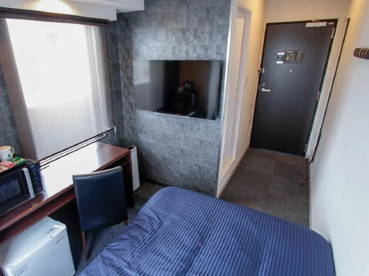 Double Room with Small Double Bed - single occupancy - Non-Smoking in HOTEL LiVEMAX Kobe Sannomiya Double Room with Small Double Bed - single occupancy - Non-Smoking in HOTEL LiVEMAX Kobe Sannomiya