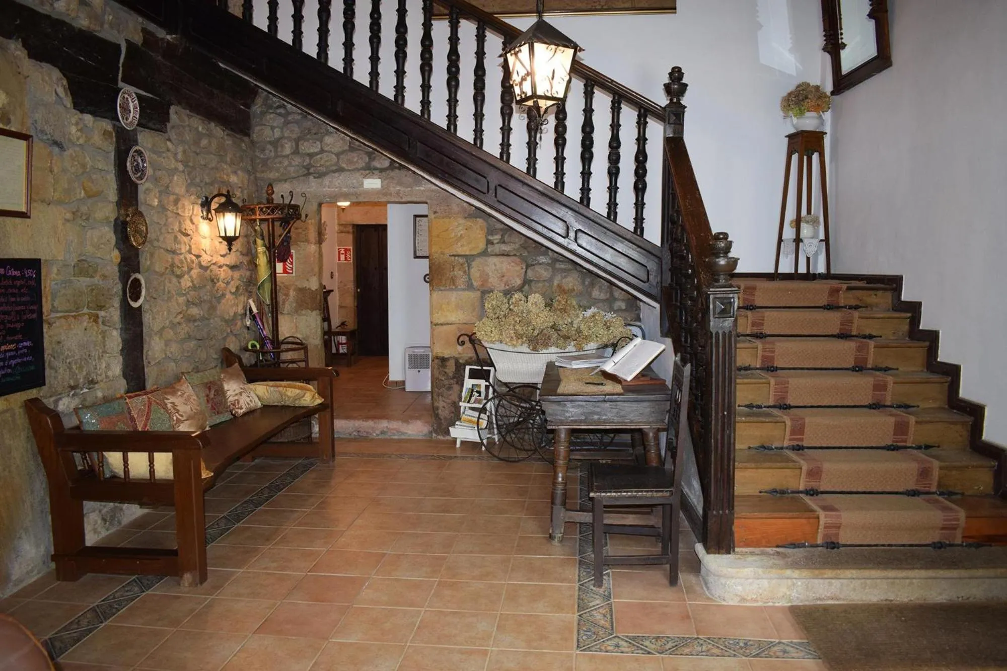 Habitaciones Casona De Linares