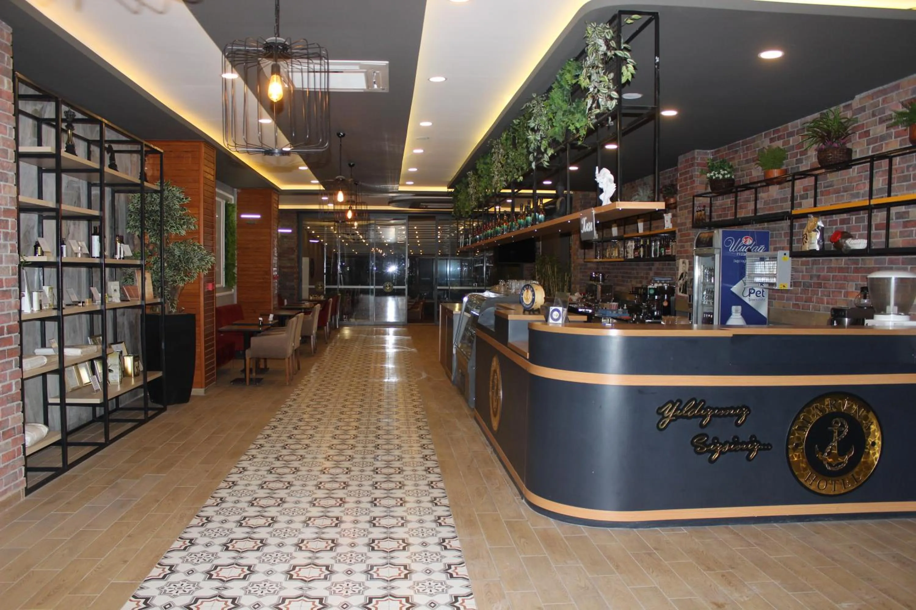 Restaurant/places to eat in Burhaniye Marina Boutique Hotel