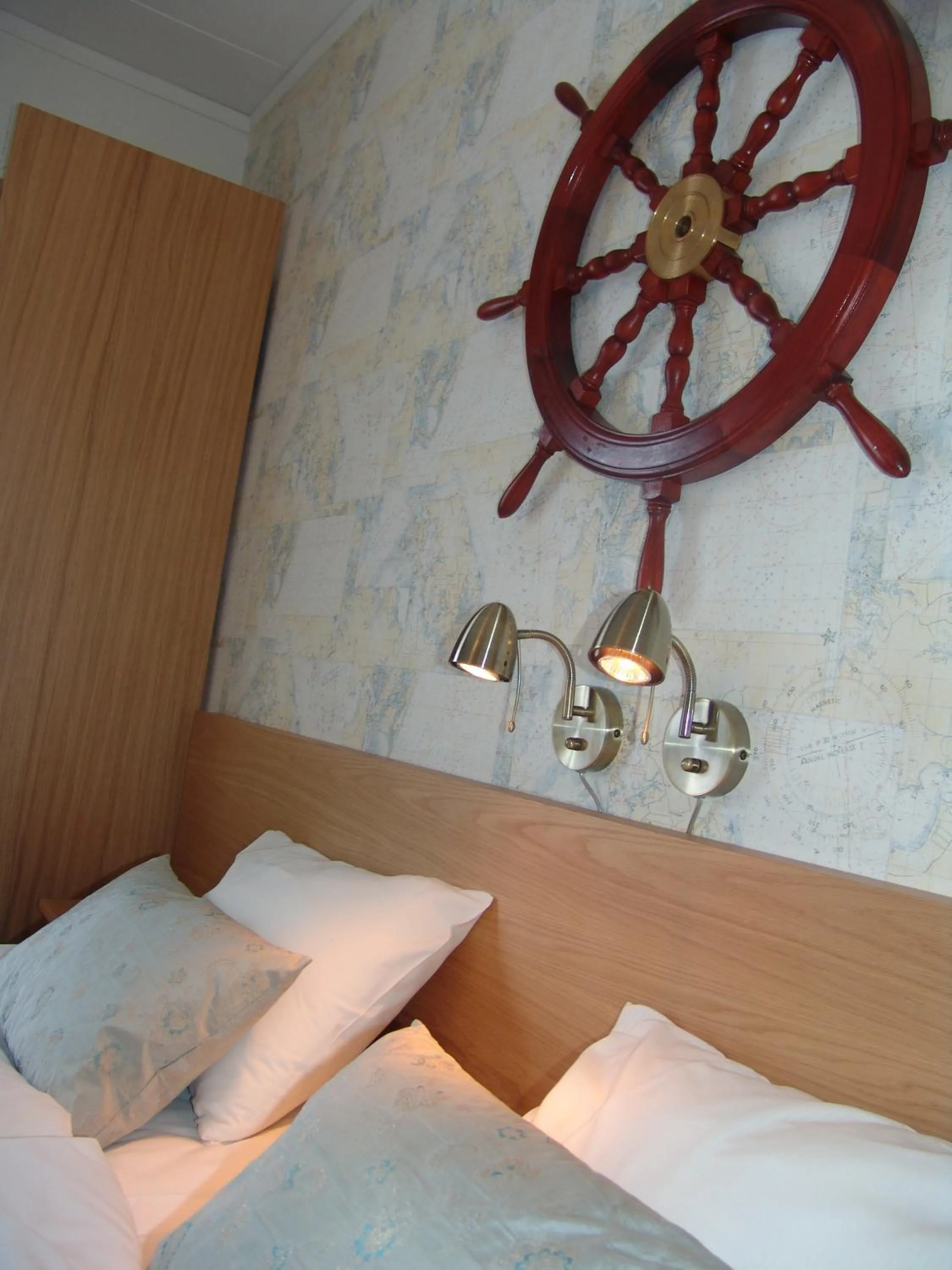 Bed in Hotell Uddewalla