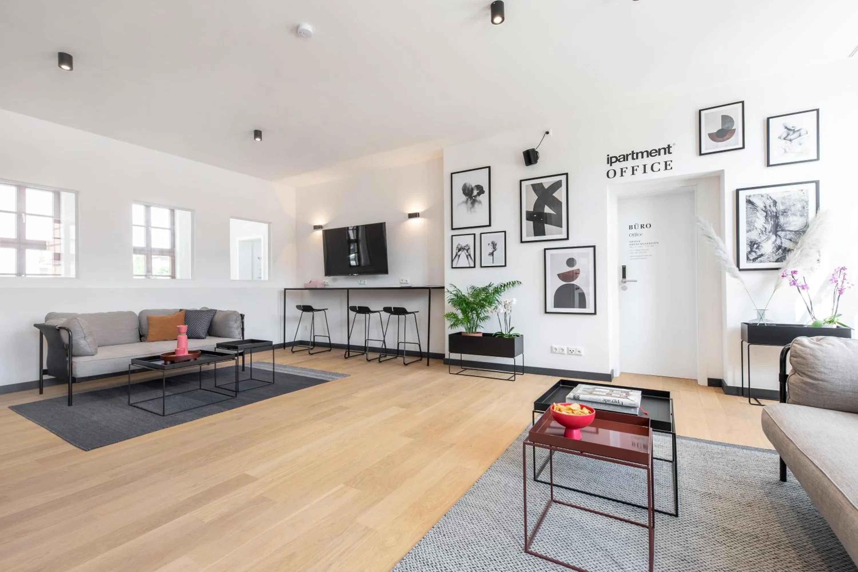 Lobby or reception in ipartment Wolfsburg HOME by Best Western