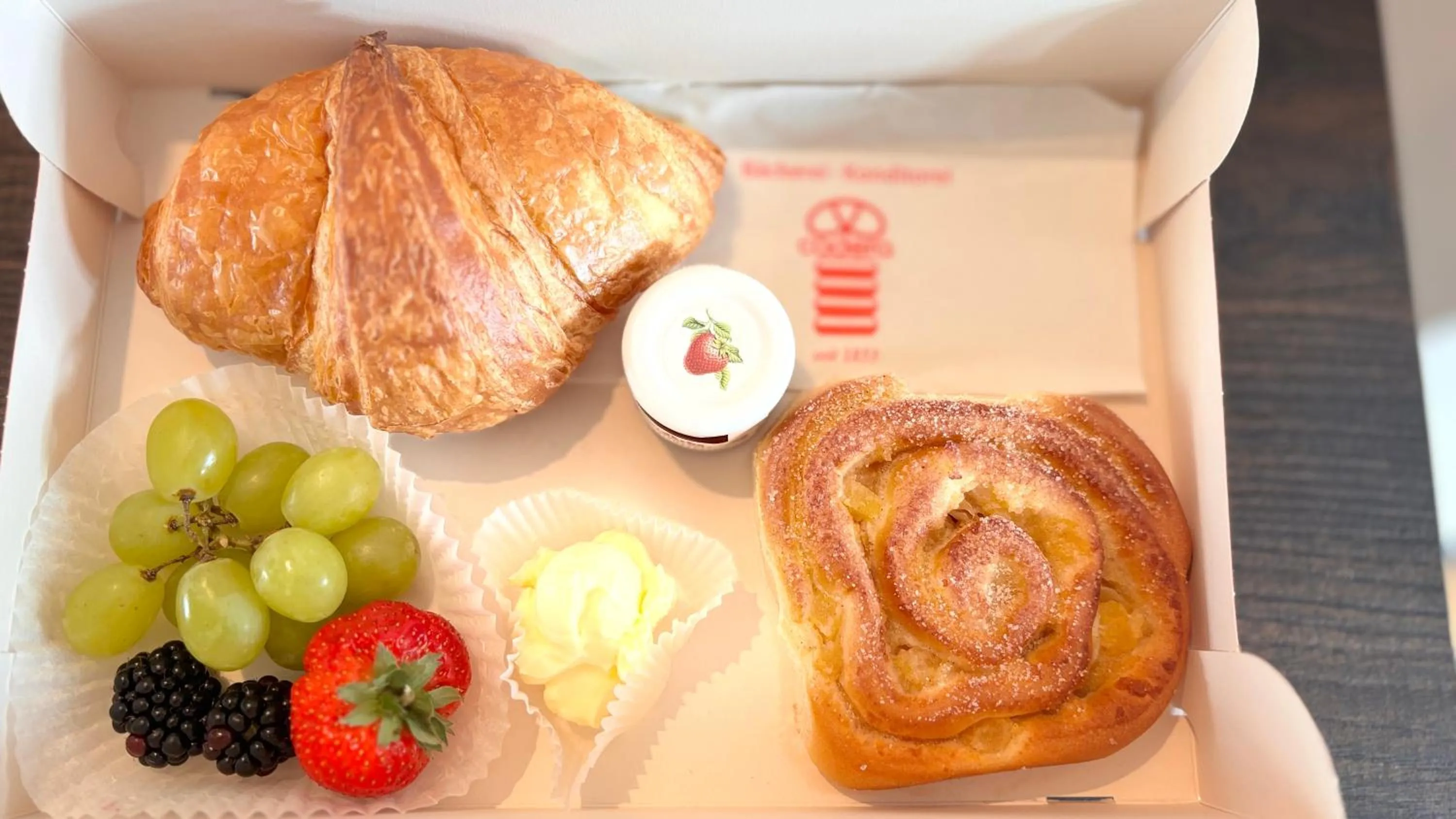 Breakfast in ipartment Wolfsburg