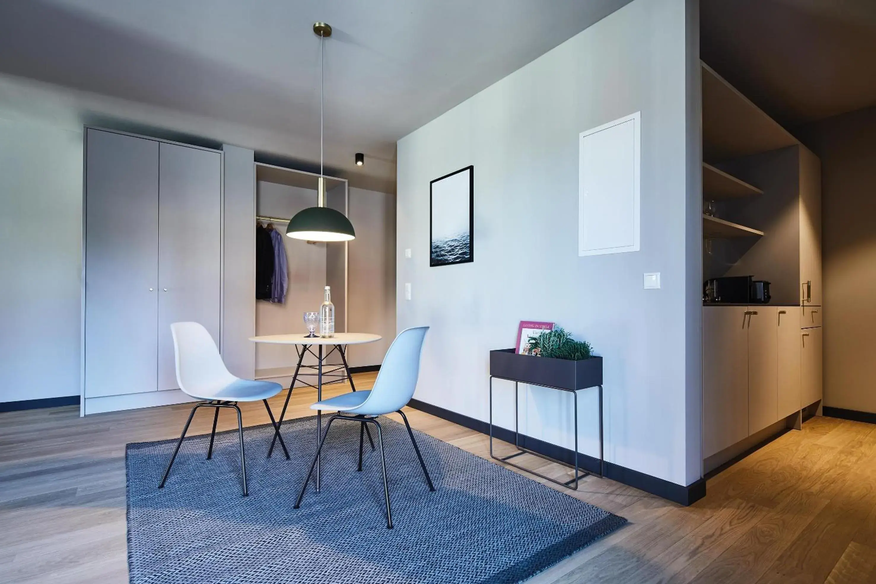 Medium Apartment with Queen Bed and Kitchen in ipartment Wolfsburg HOME by Best Western Medium Apartment with Queen Bed and Kitchen in ipartment Wolfsburg HOME by Best Western