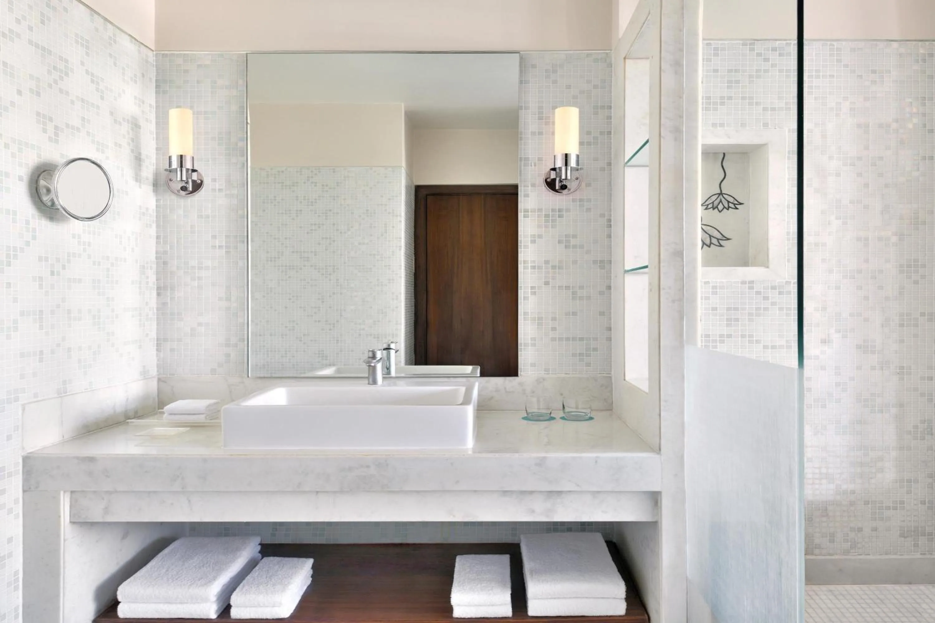 Bathroom in Le Meridien Jaipur Resort & Spa