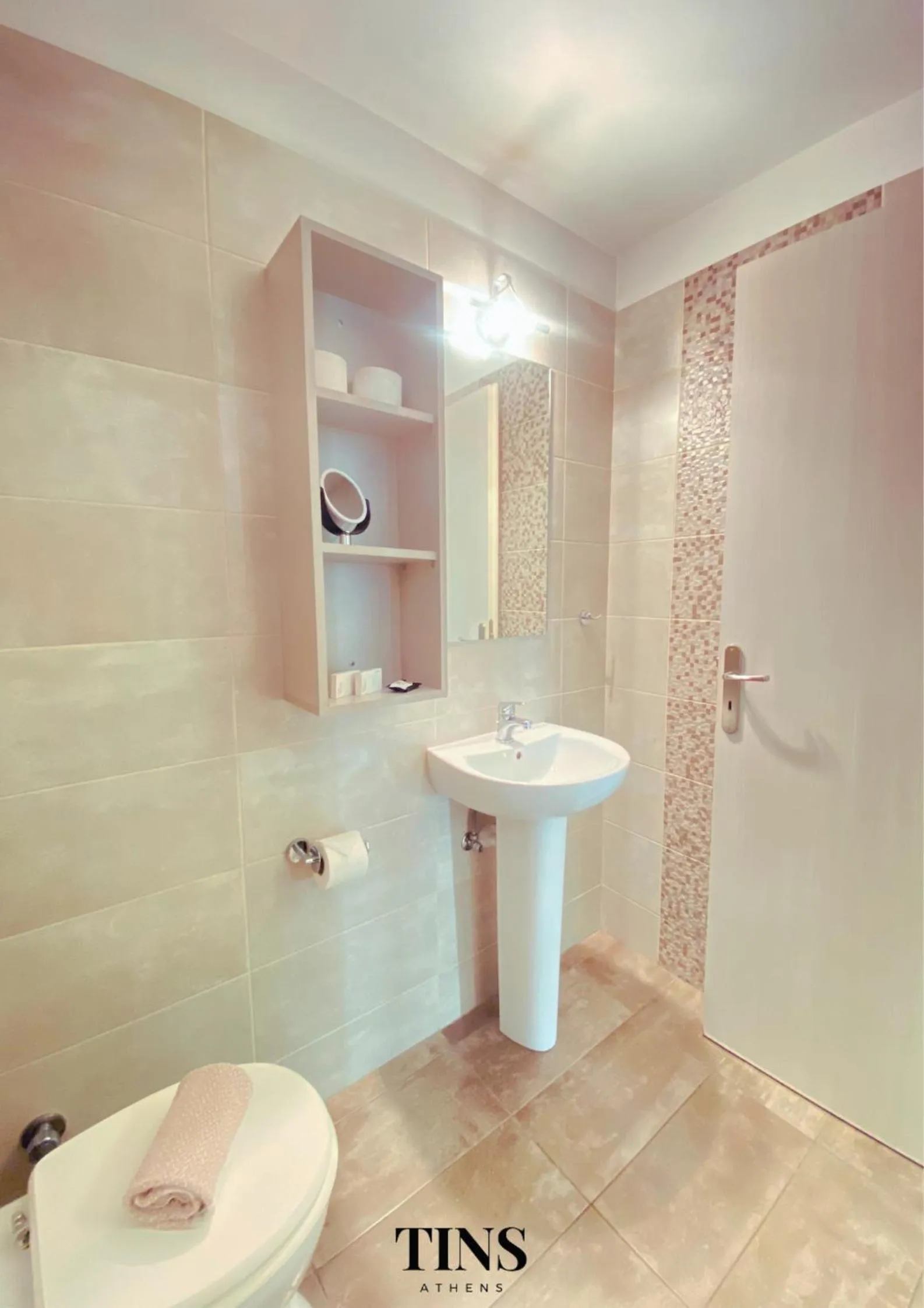 Bathroom in Tins Hotel City - Athens