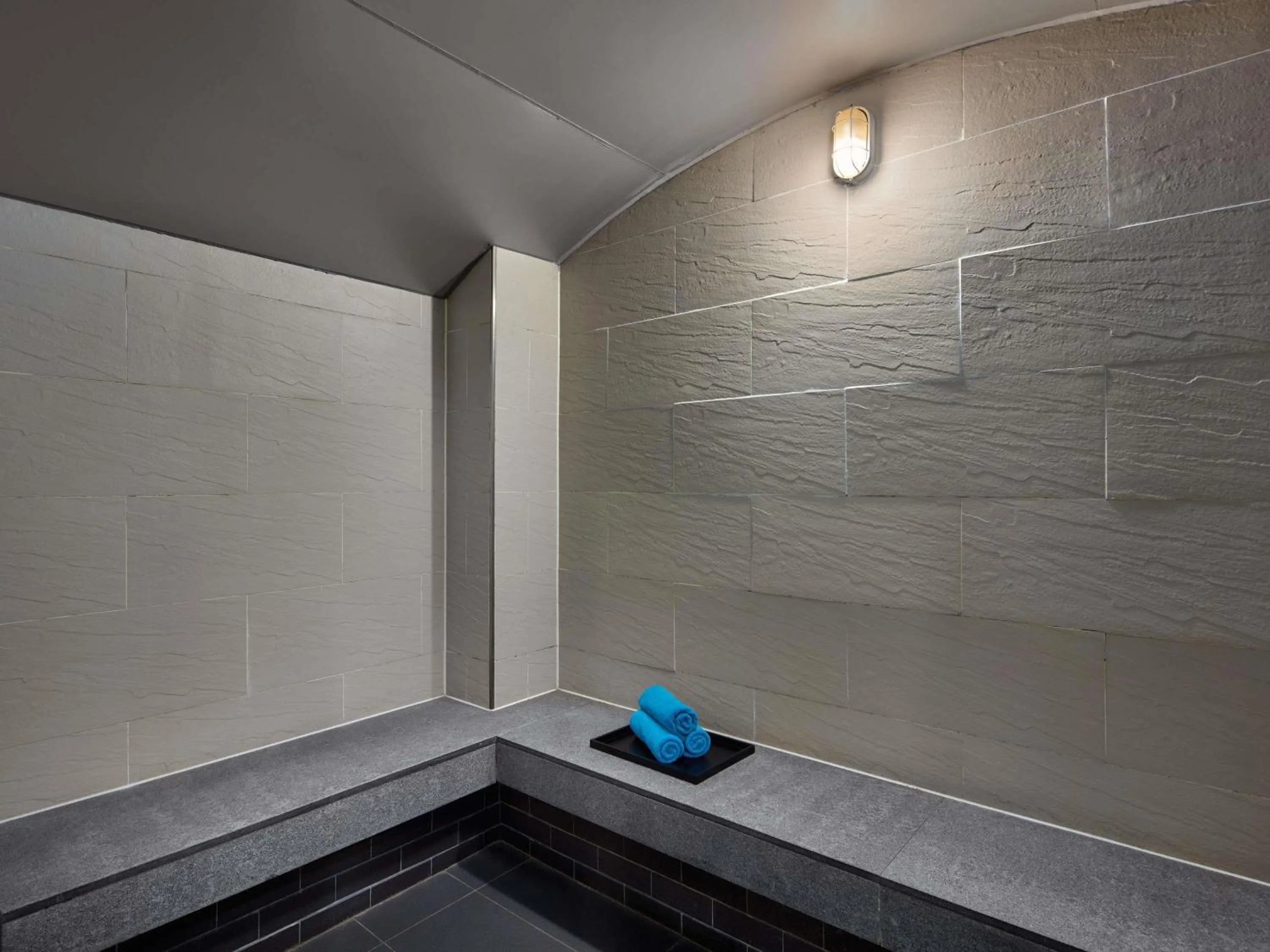 Fitness centre/facilities in Novotel Living Saigon South