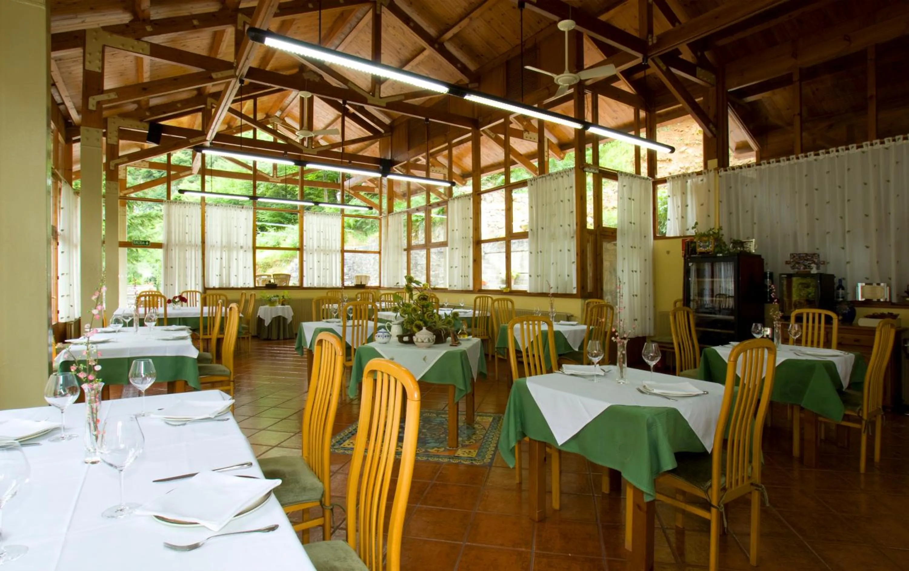 Restaurant/places to eat in La Casona de Mestas