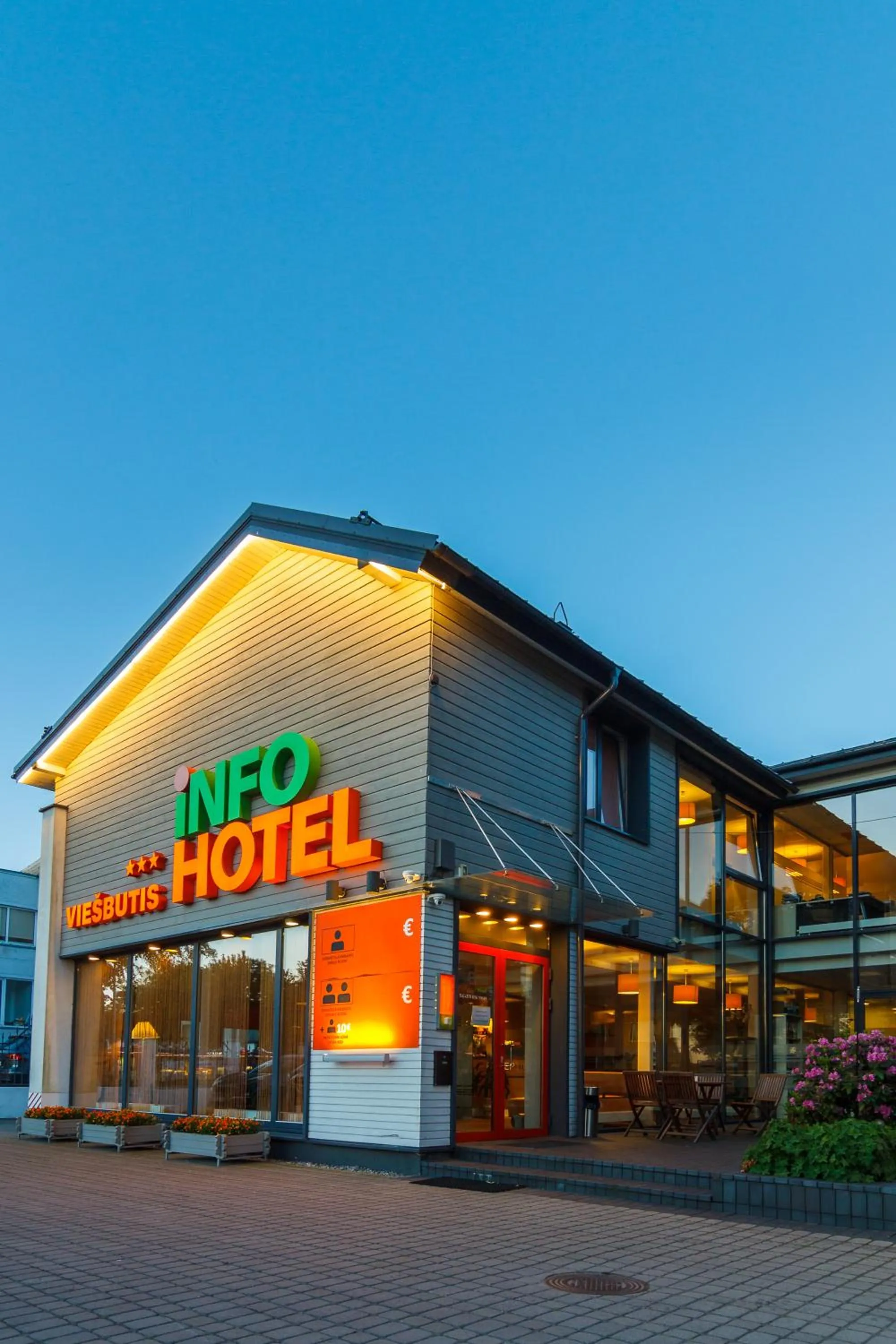 Property building in Info Hotel