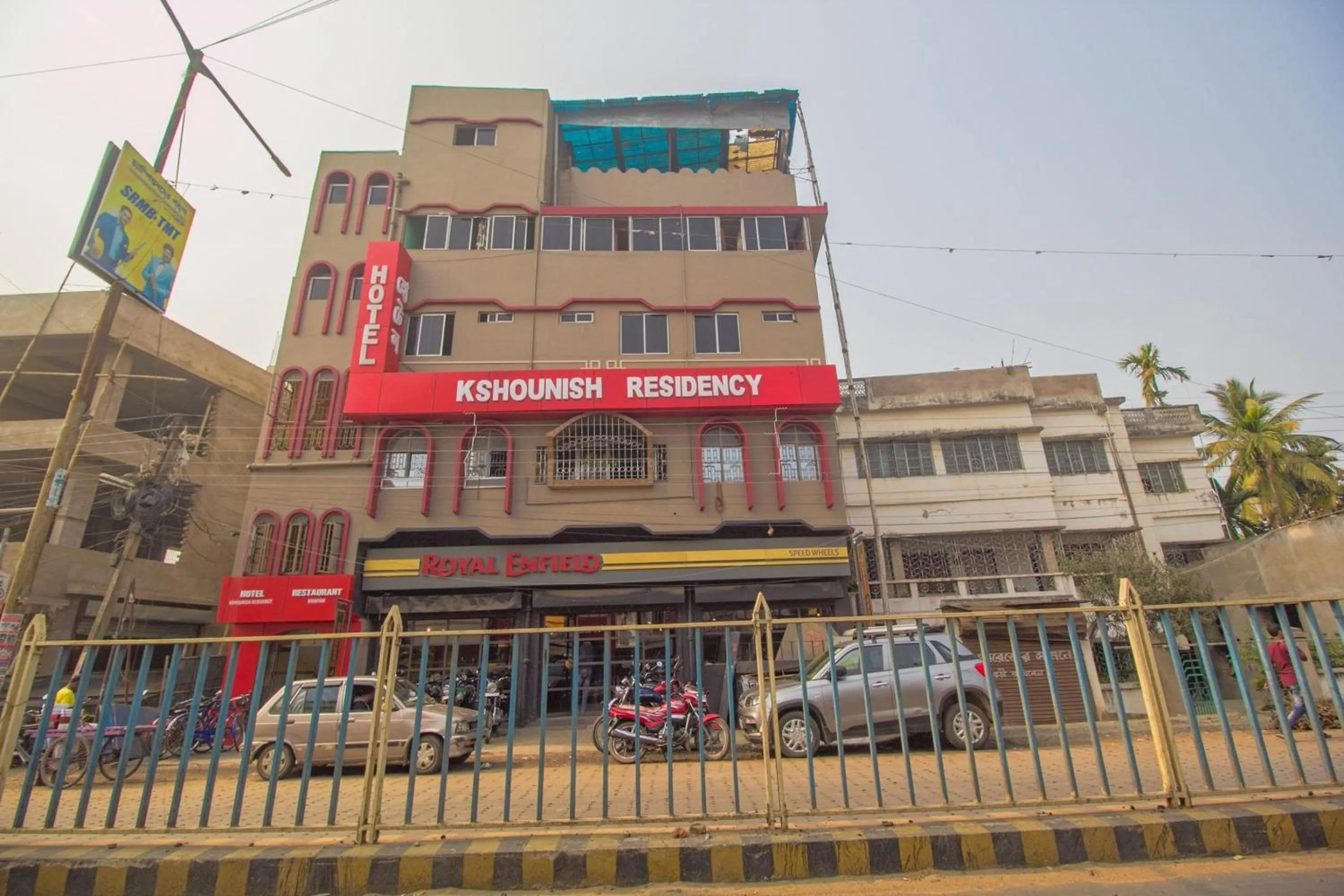 Facade/entrance in Super Hotel O Kshounish Residency