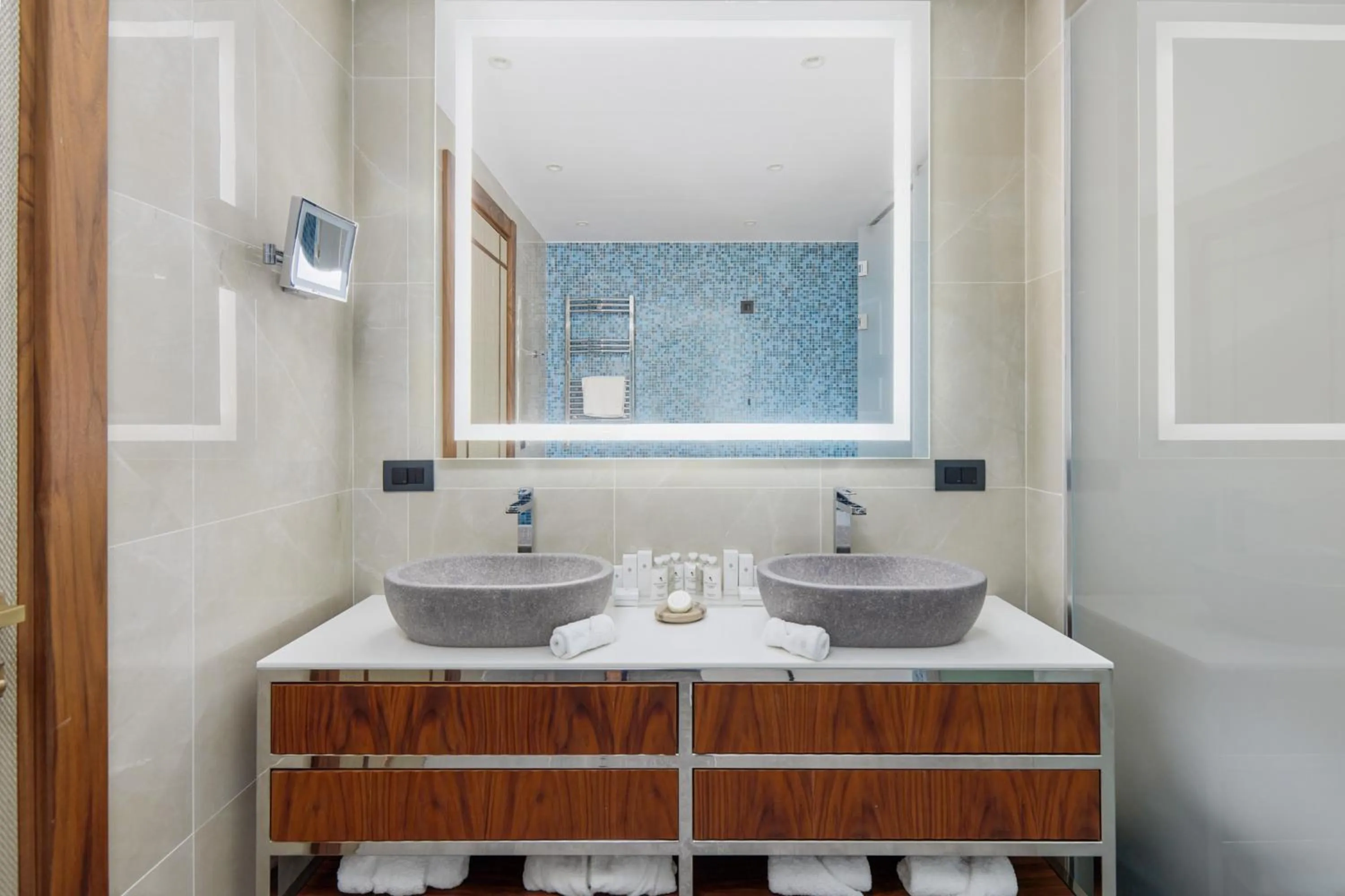 Bathroom in ĀNANTI Resort, Residences & Beach Club - The Leading Hotels of the World