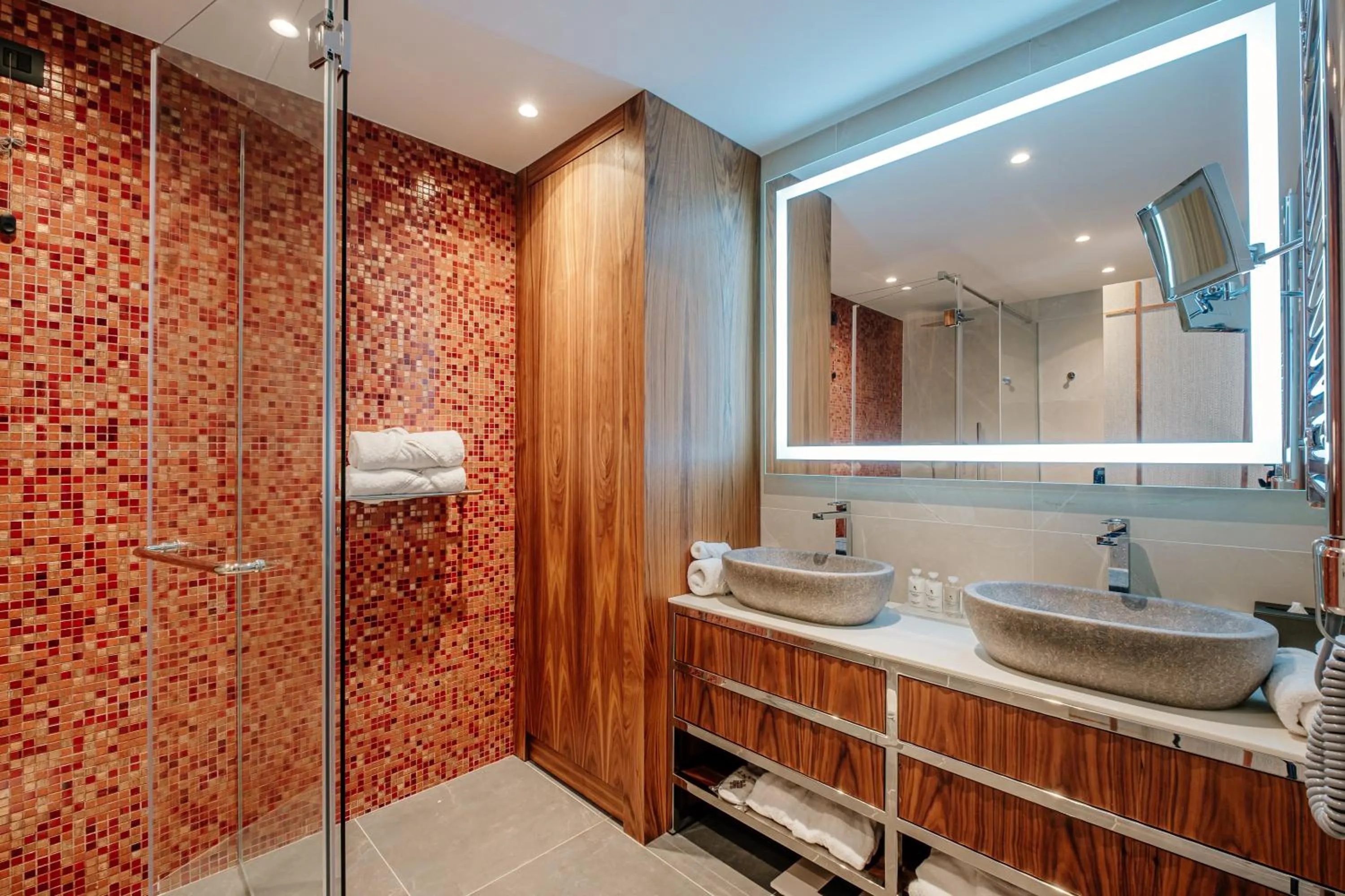 Bathroom in ĀNANTI Resort, Residences & Beach Club - The Leading Hotels of the World
