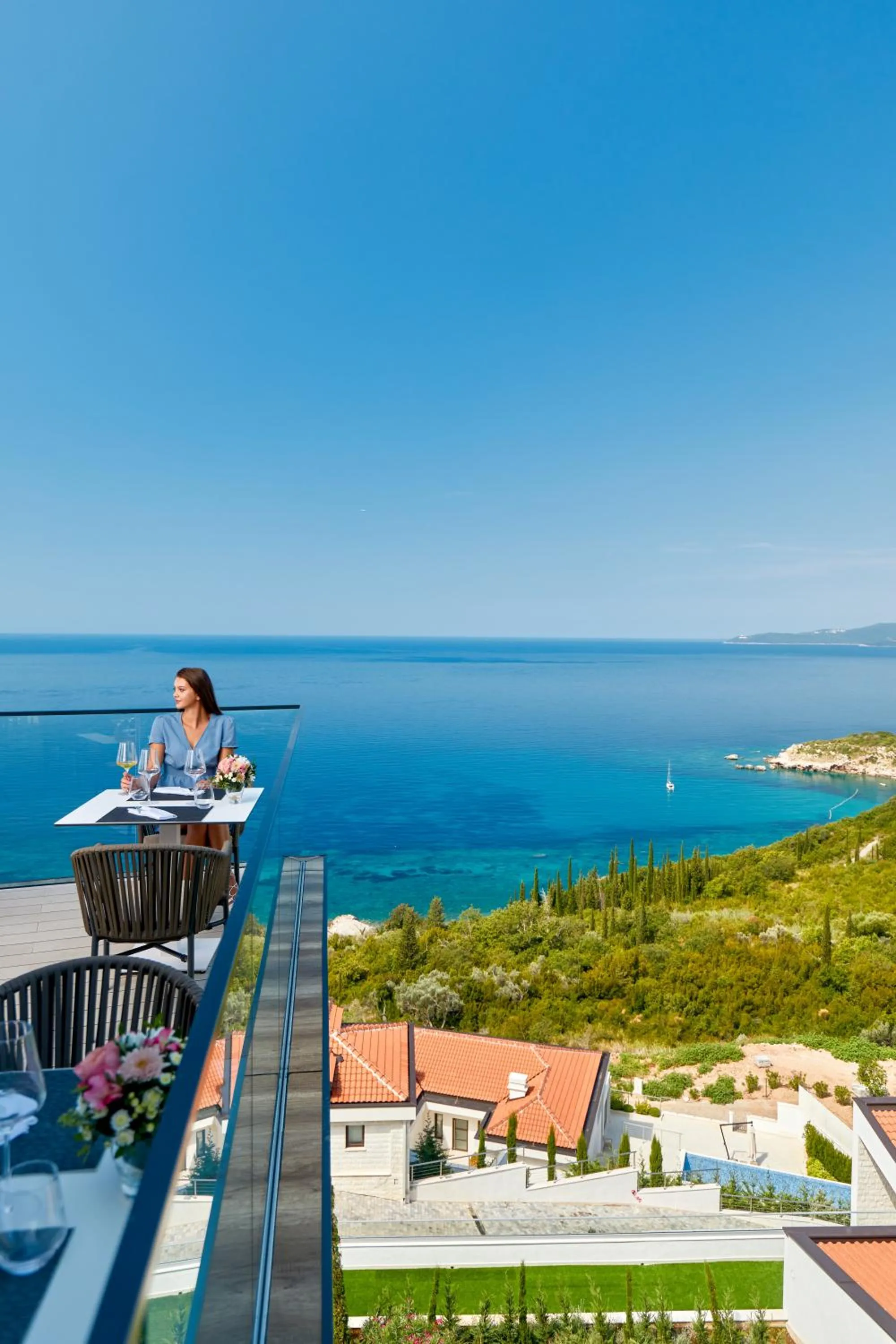 Restaurant/places to eat in ĀNANTI Resort, Residences & Beach Club - The Leading Hotels of the World