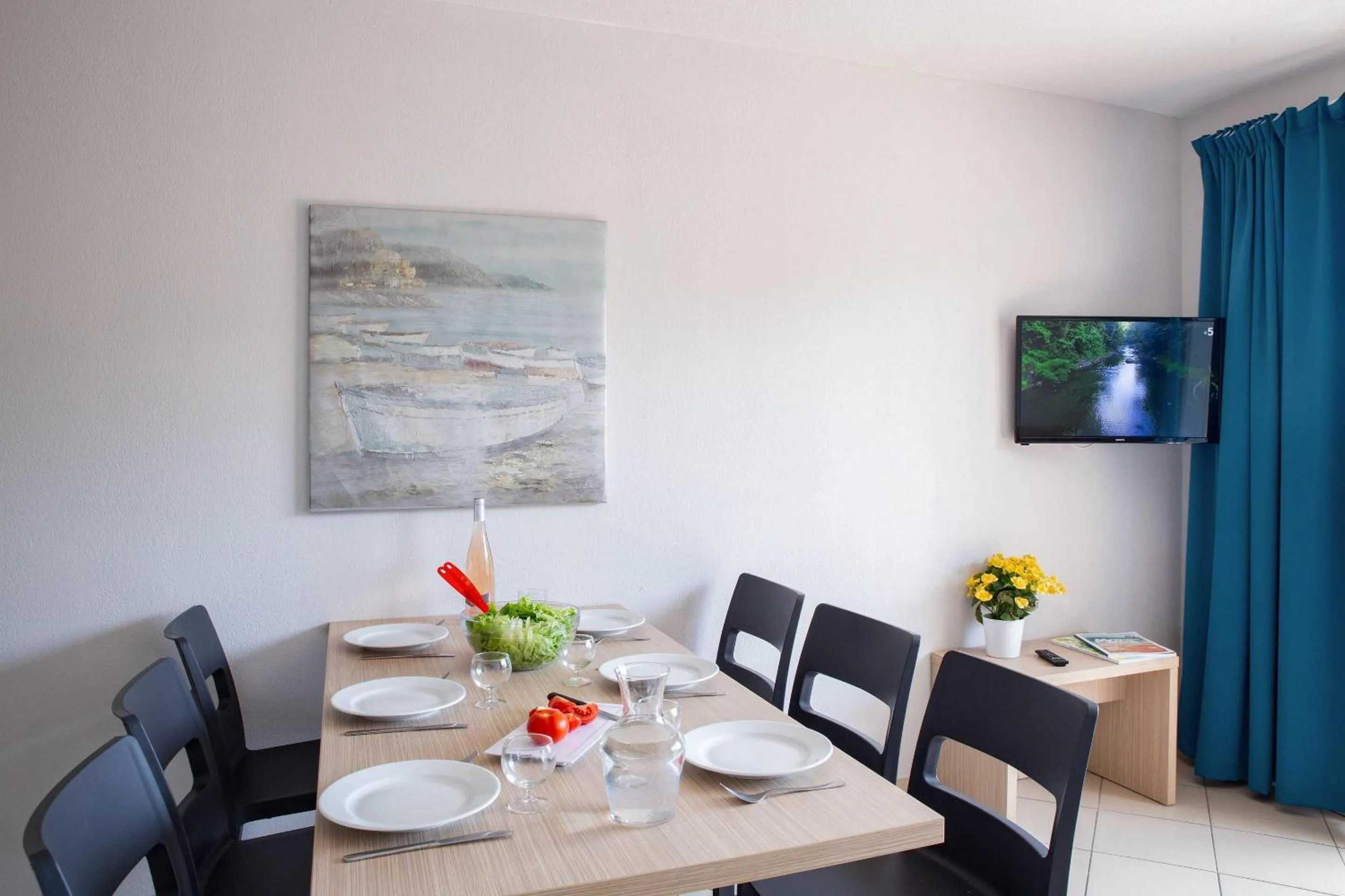 Bedroom in Comfort Aparthotel Frejus La Tour de Mare