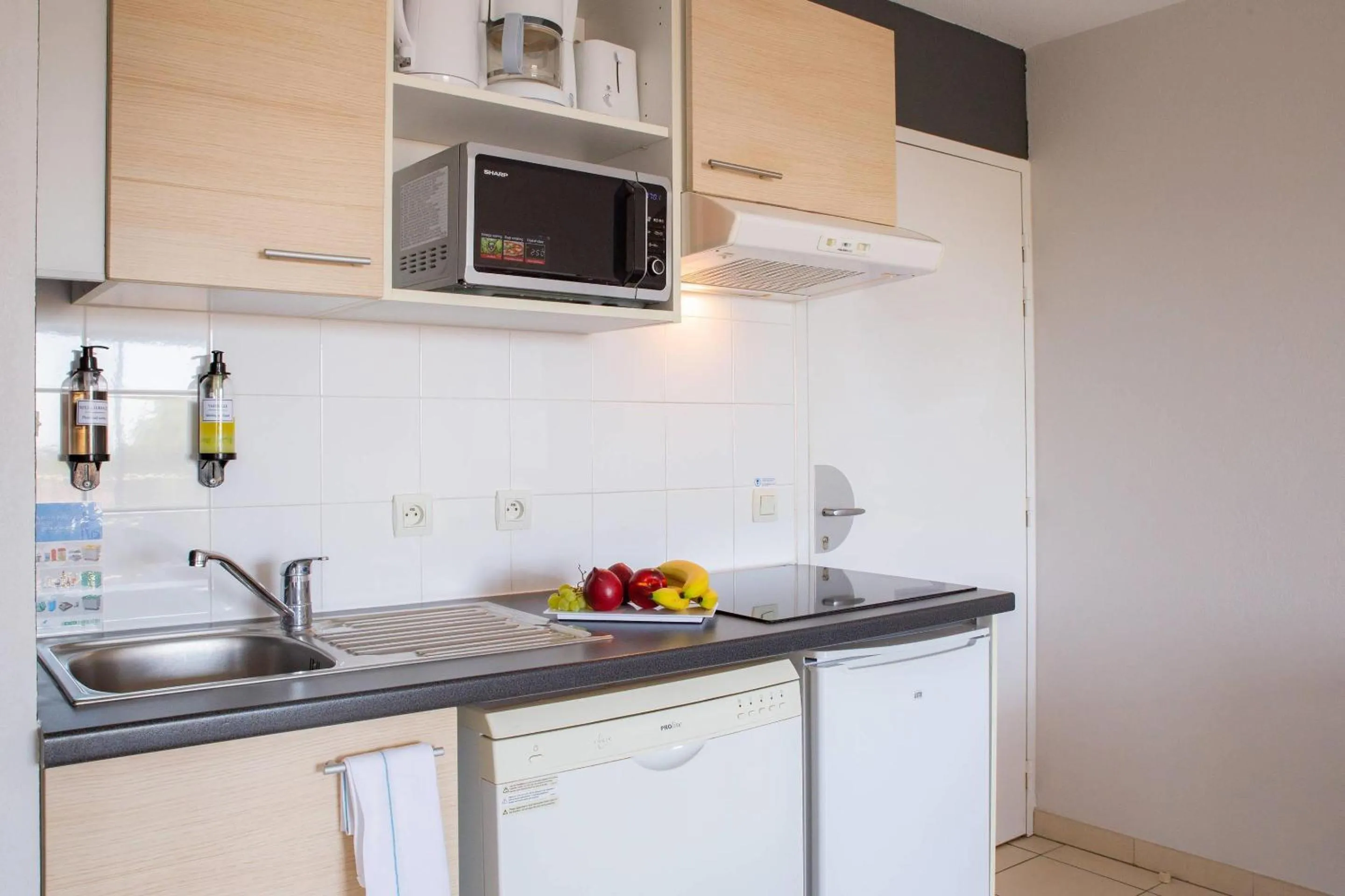 Bedroom in Comfort Aparthotel Frejus La Tour de Mare