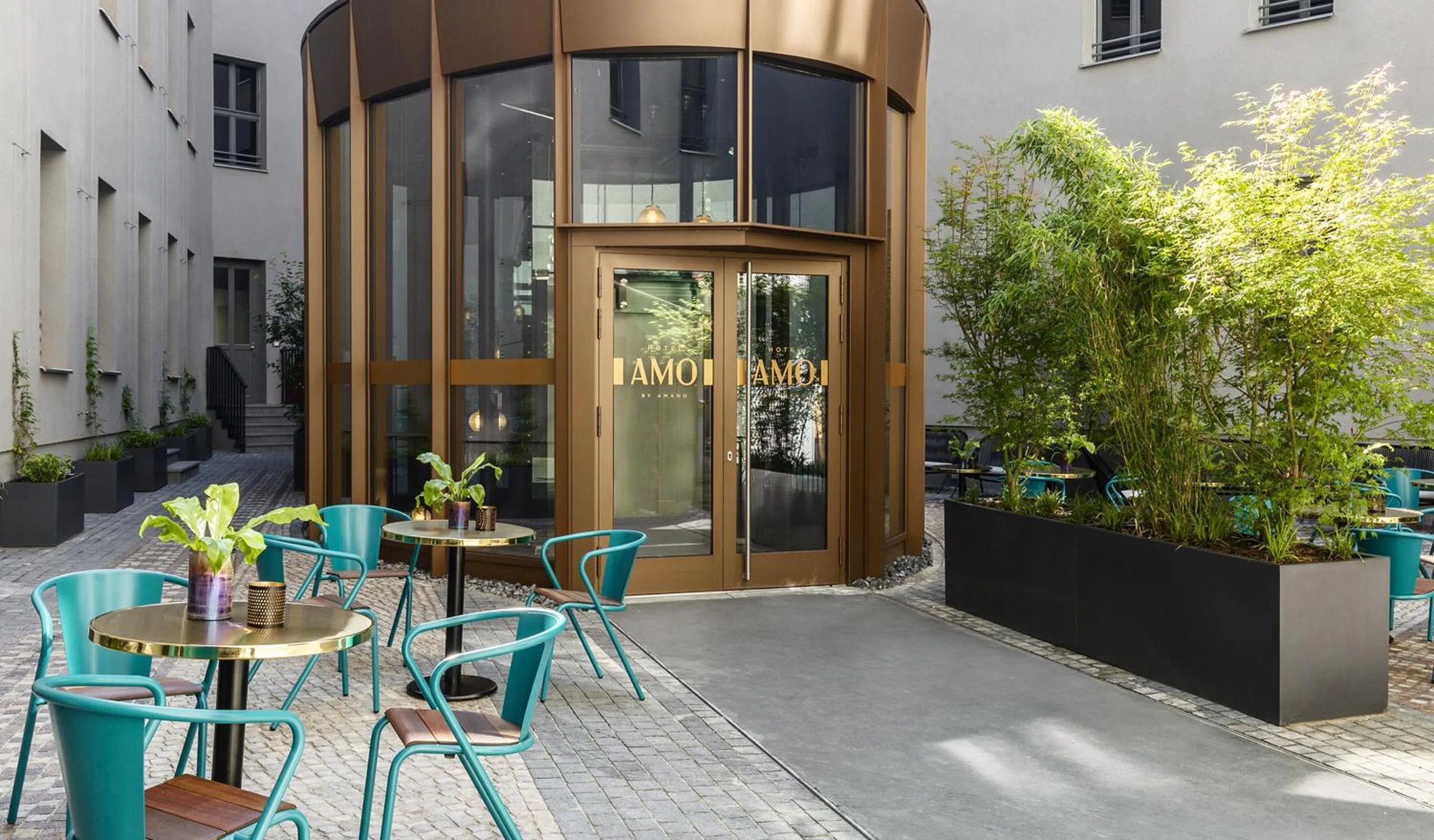 Facade/entrance in Hotel AMO by AMANO Friedrichstraße