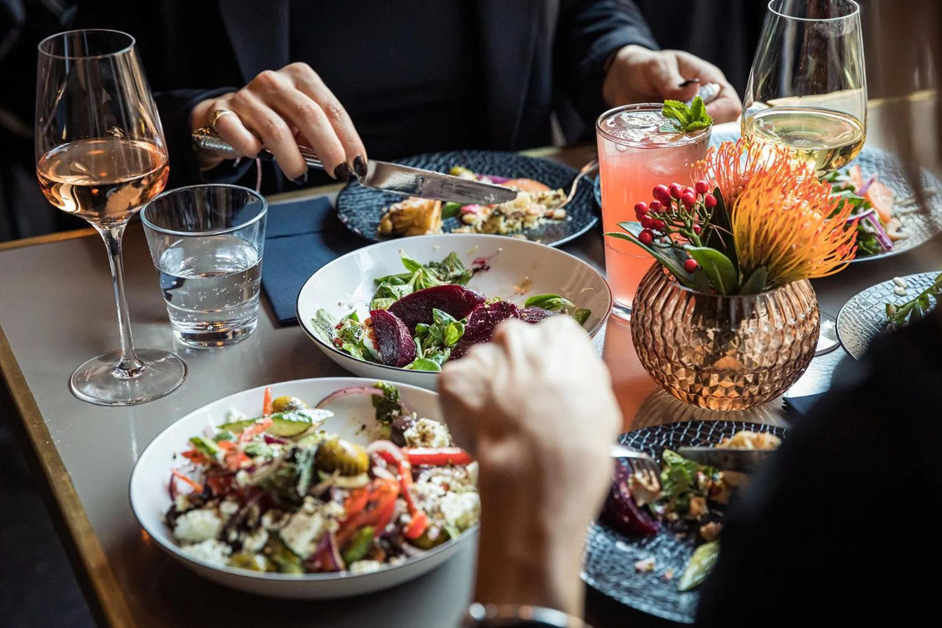 Restaurant/places to eat in Hotel AMO by AMANO Friedrichstraße