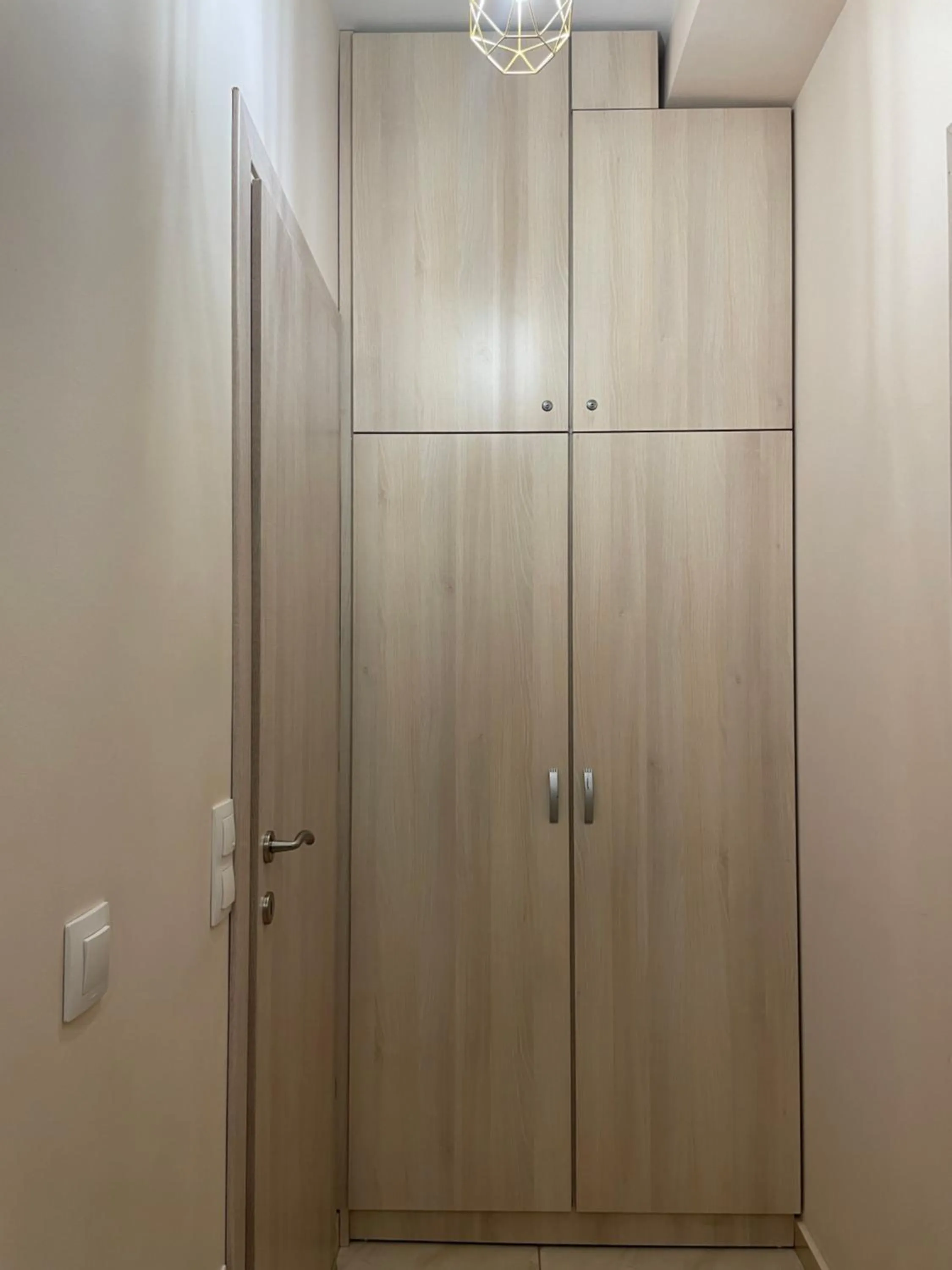 wardrobe in G&M Luxury Studios