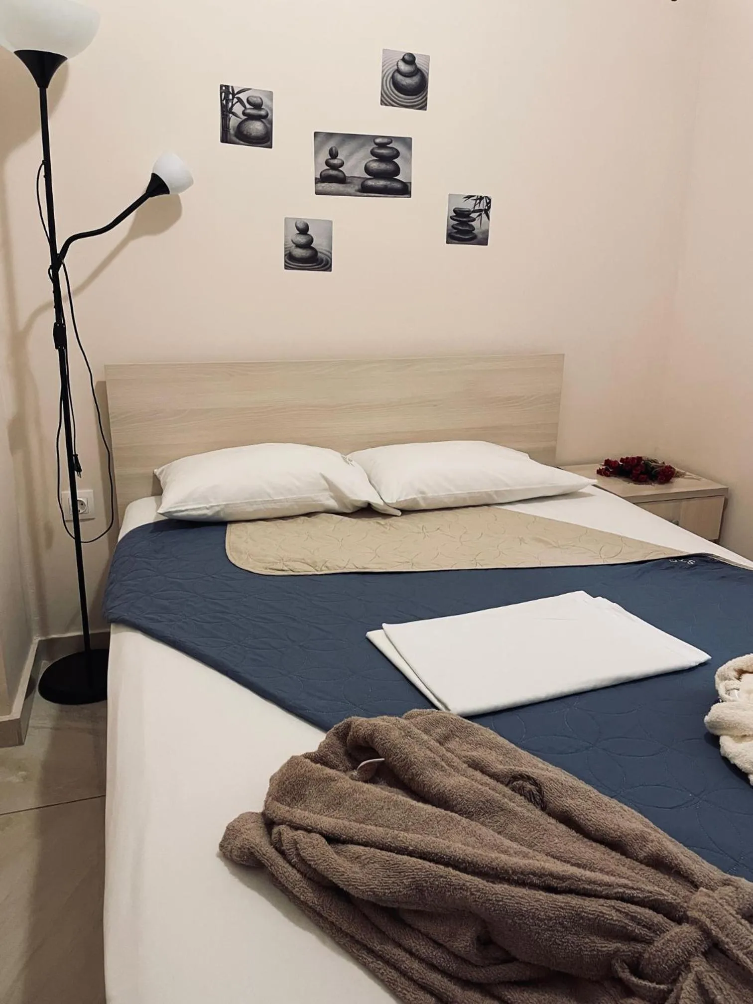 Bed in G&M Luxury Studios