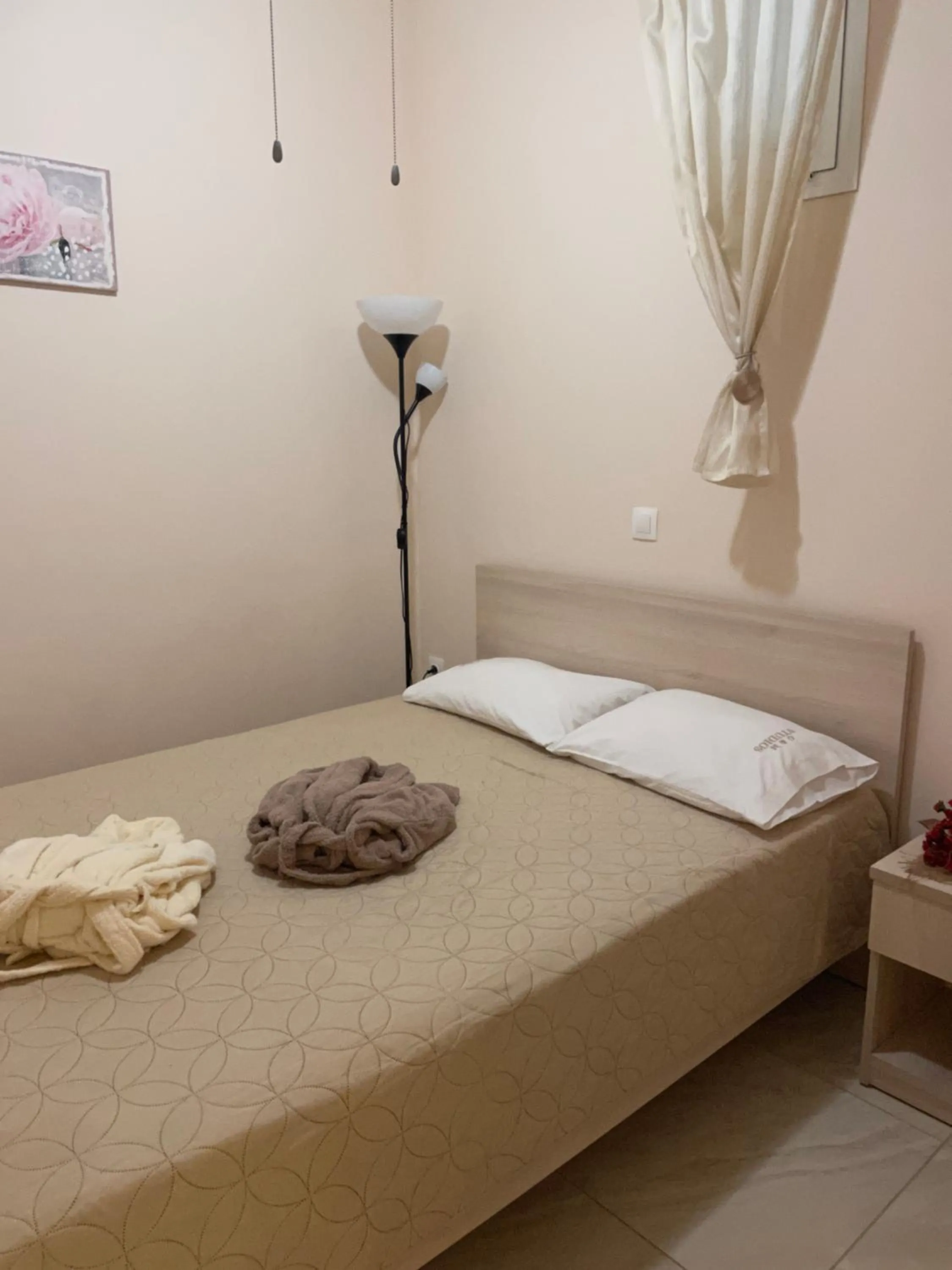 Bed in G&M Luxury Studios