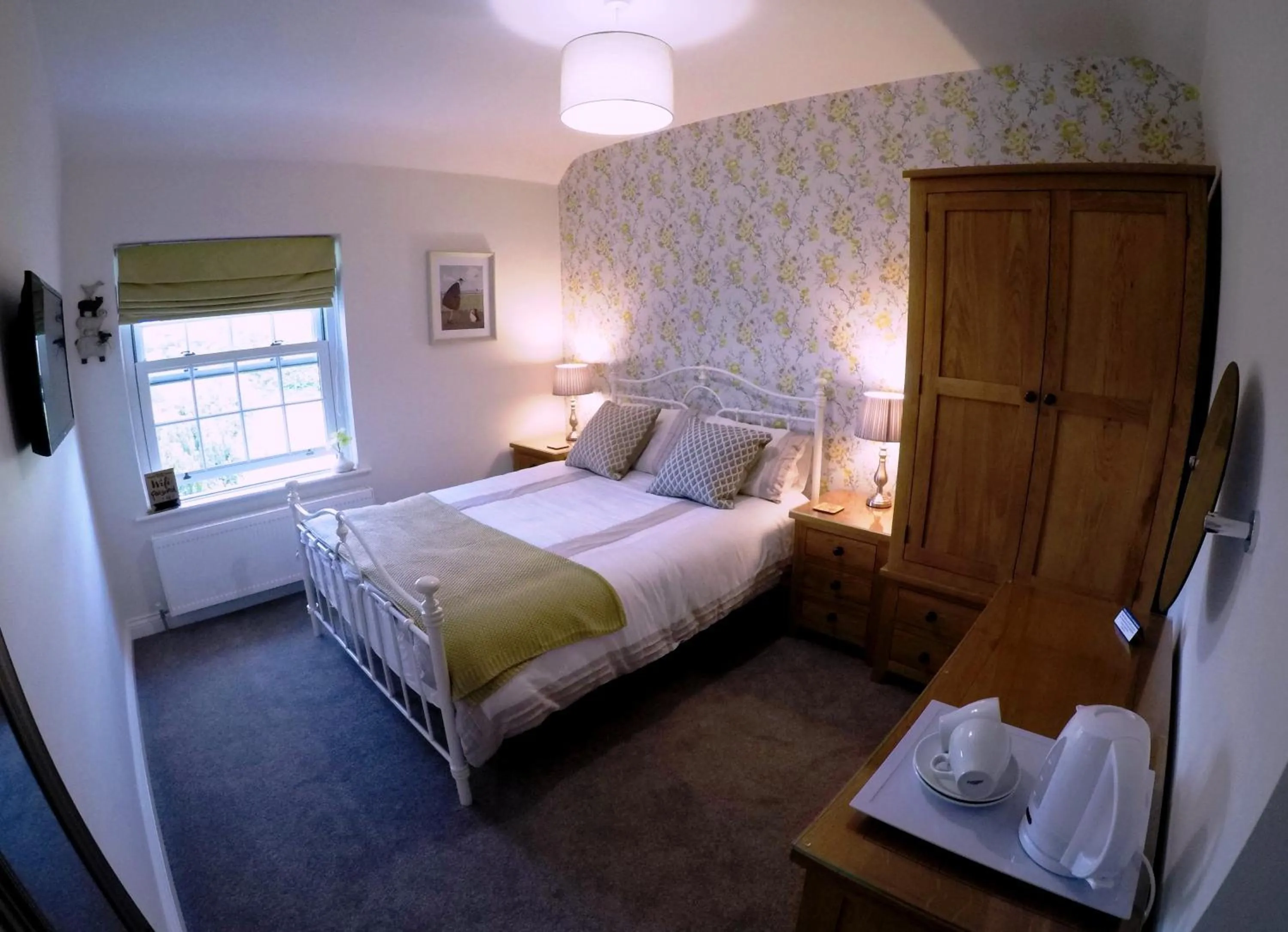 Bed in The Vine B & B