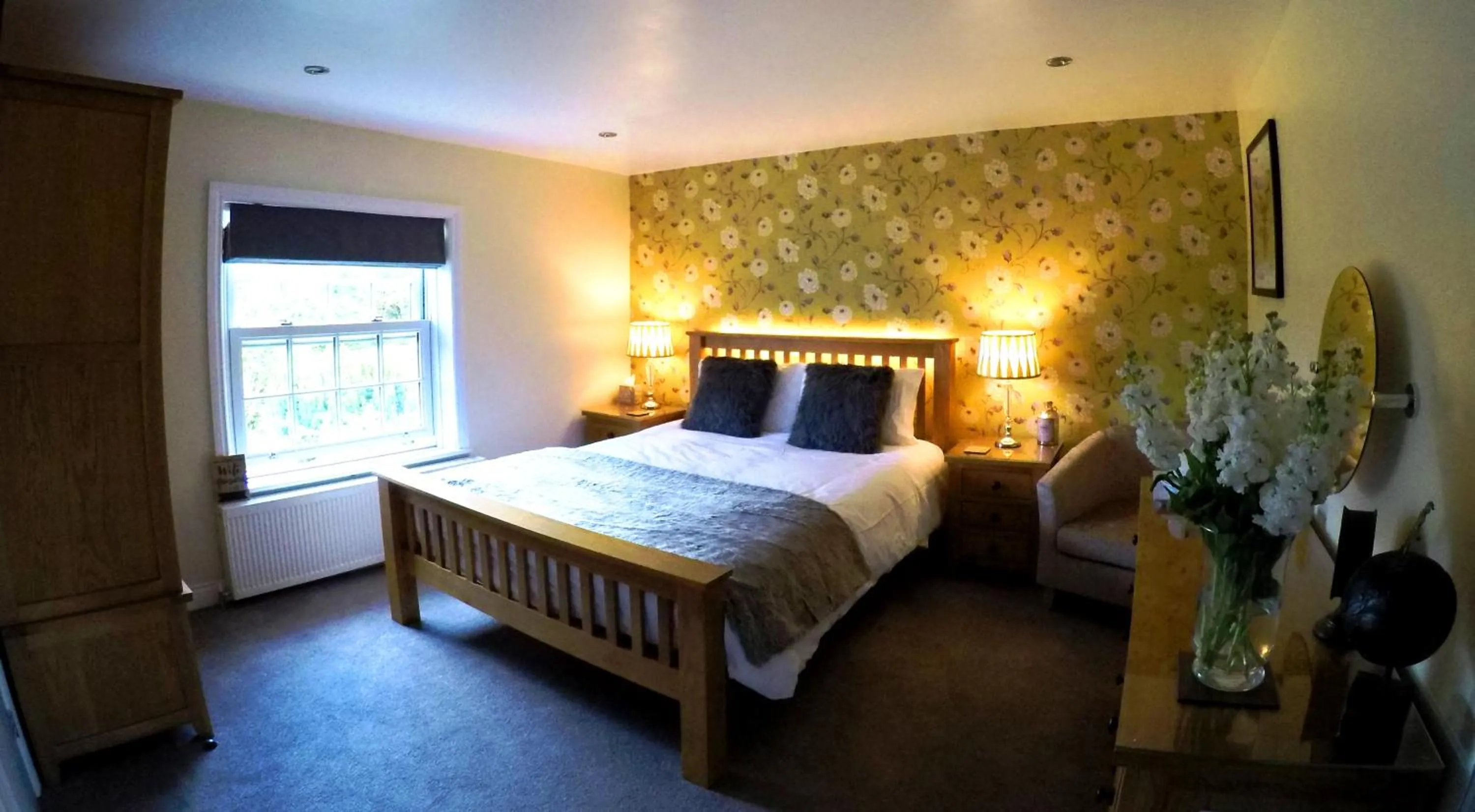 Photo of the whole room, Bed in The Vine B & B