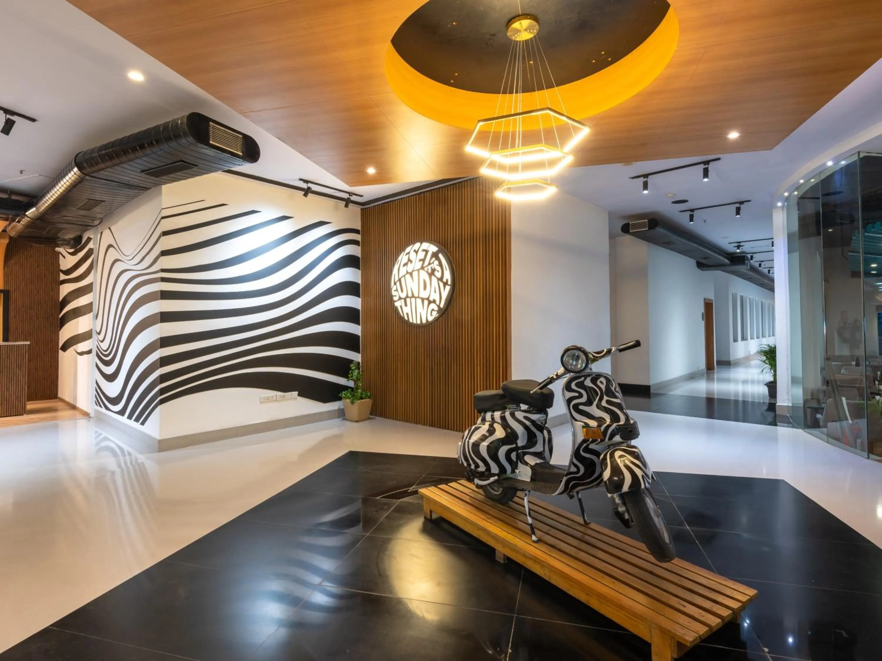 Lobby or reception in Sunday Hotel Chandigarh Zirakpur