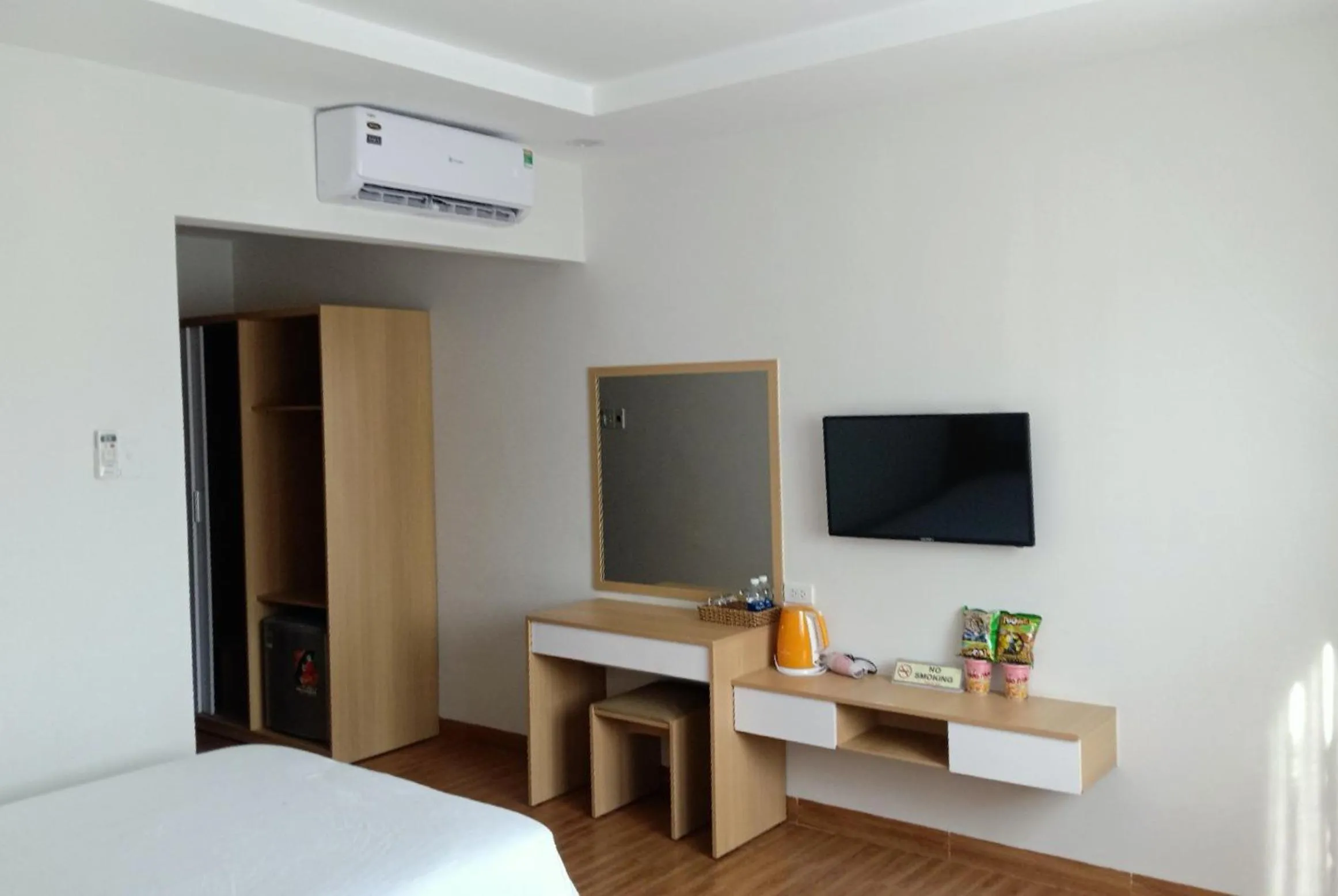 TV and multimedia, Bed in Galaxy Hotel