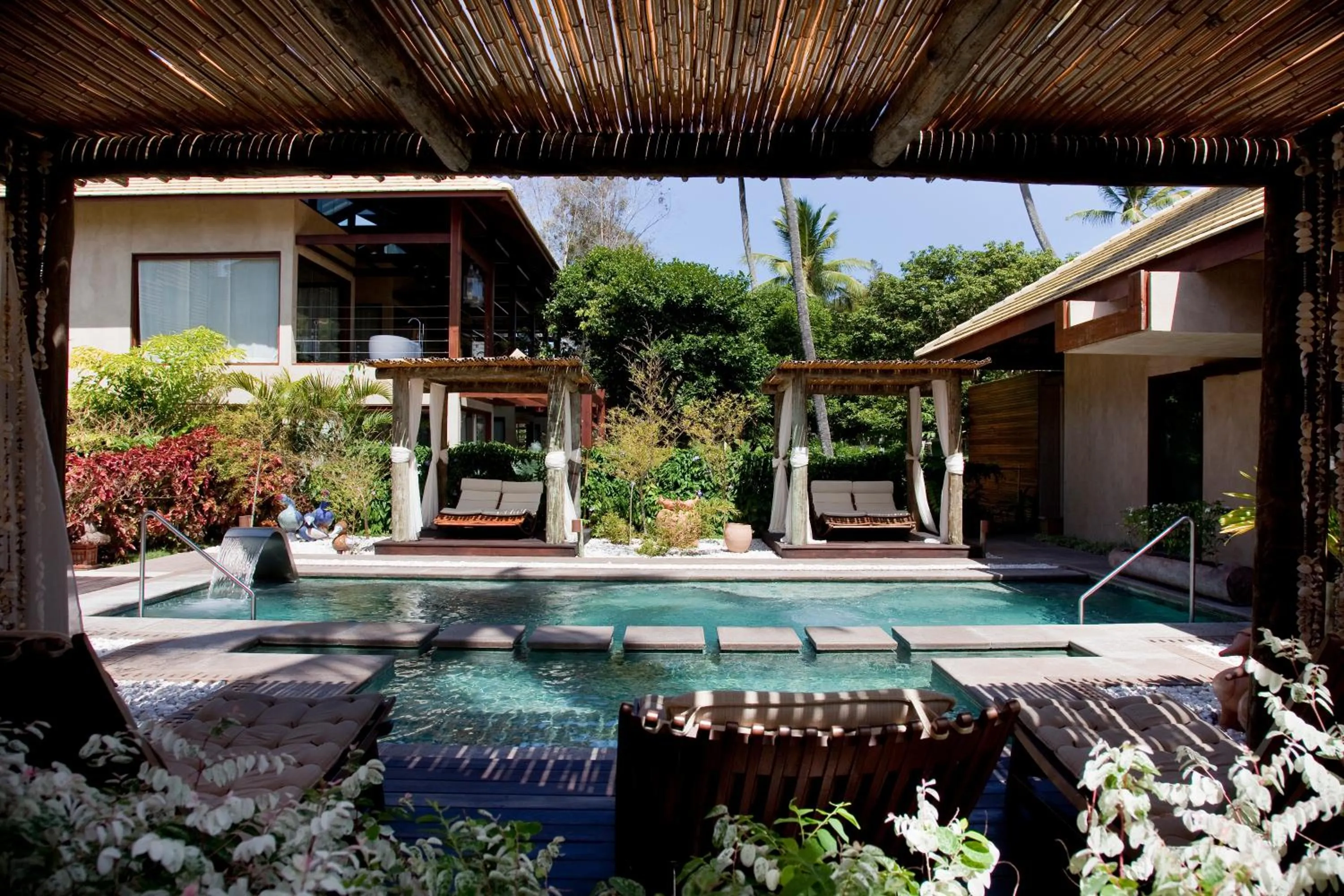 Swimming pool in NANNAI Muro Alto