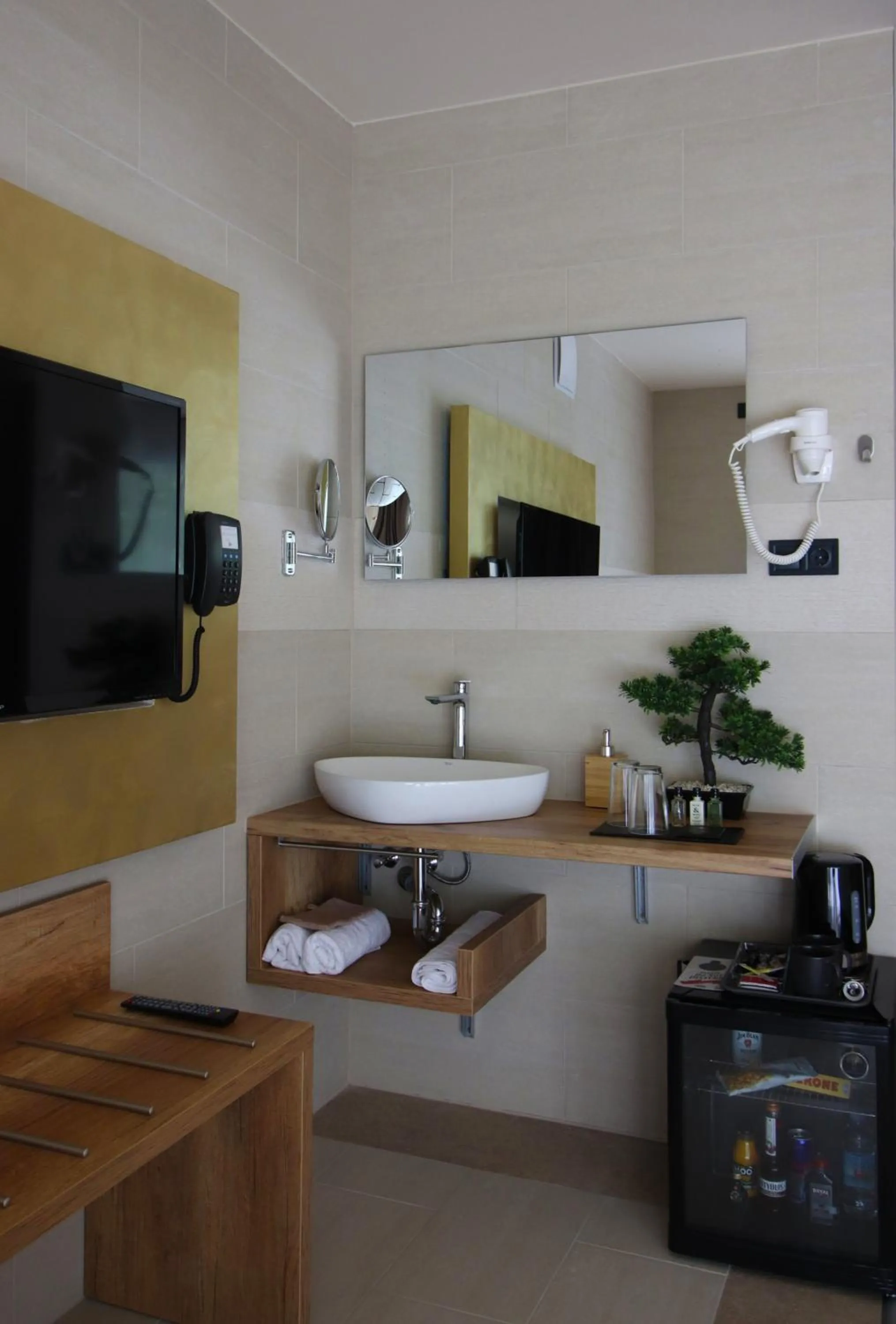 Bathroom in Baobab Suites