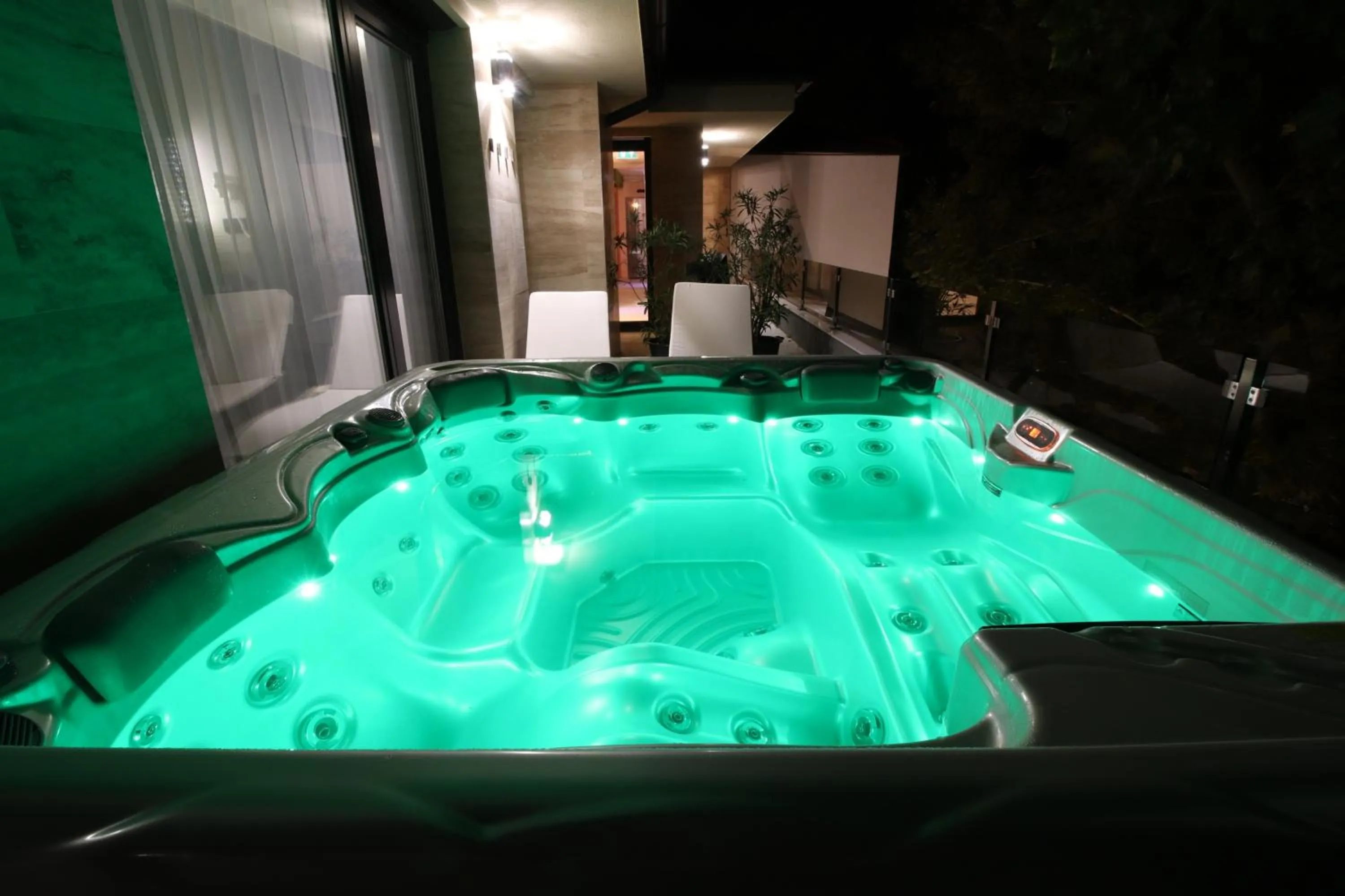 Swimming pool in Baobab Suites