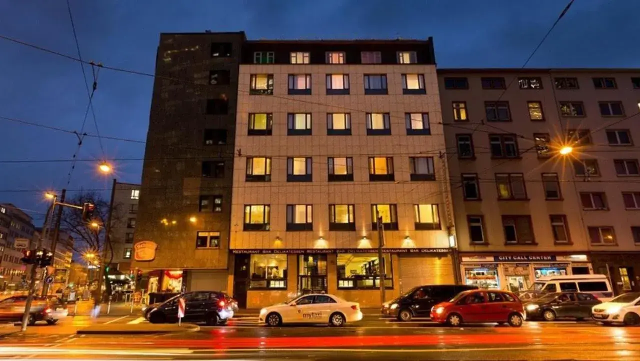 Hotel Lumière an der Messe Hotel Lumière an der Messe