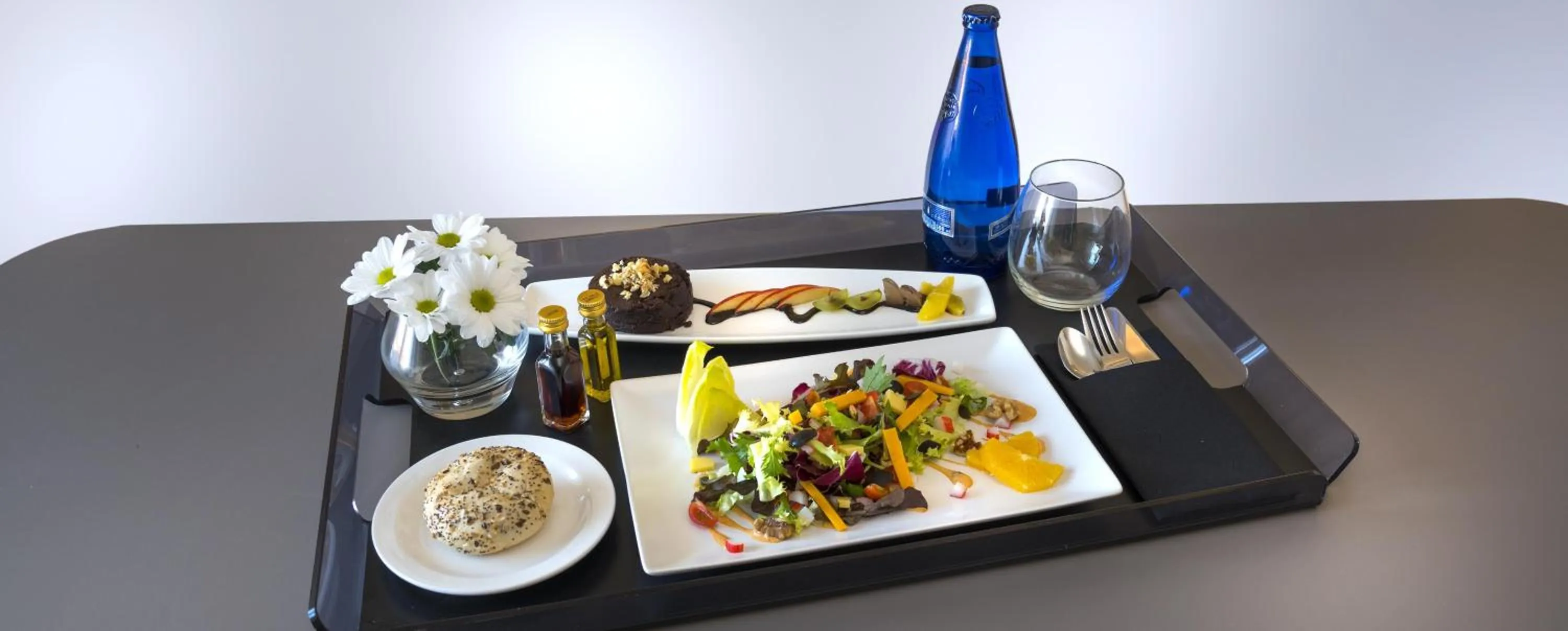 Bedroom in NH Porto Jardim