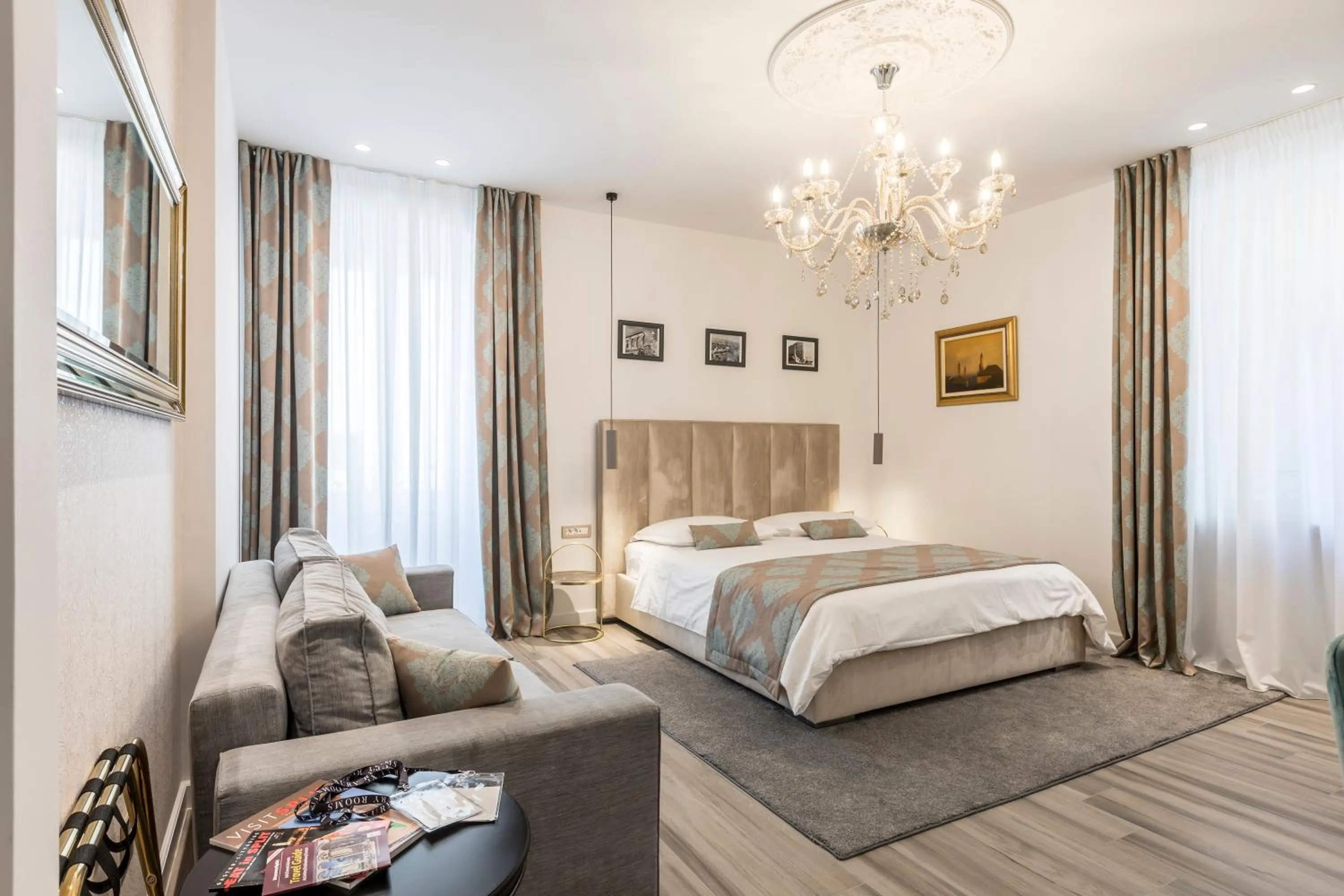 Elixir luxury rooms - in the old town