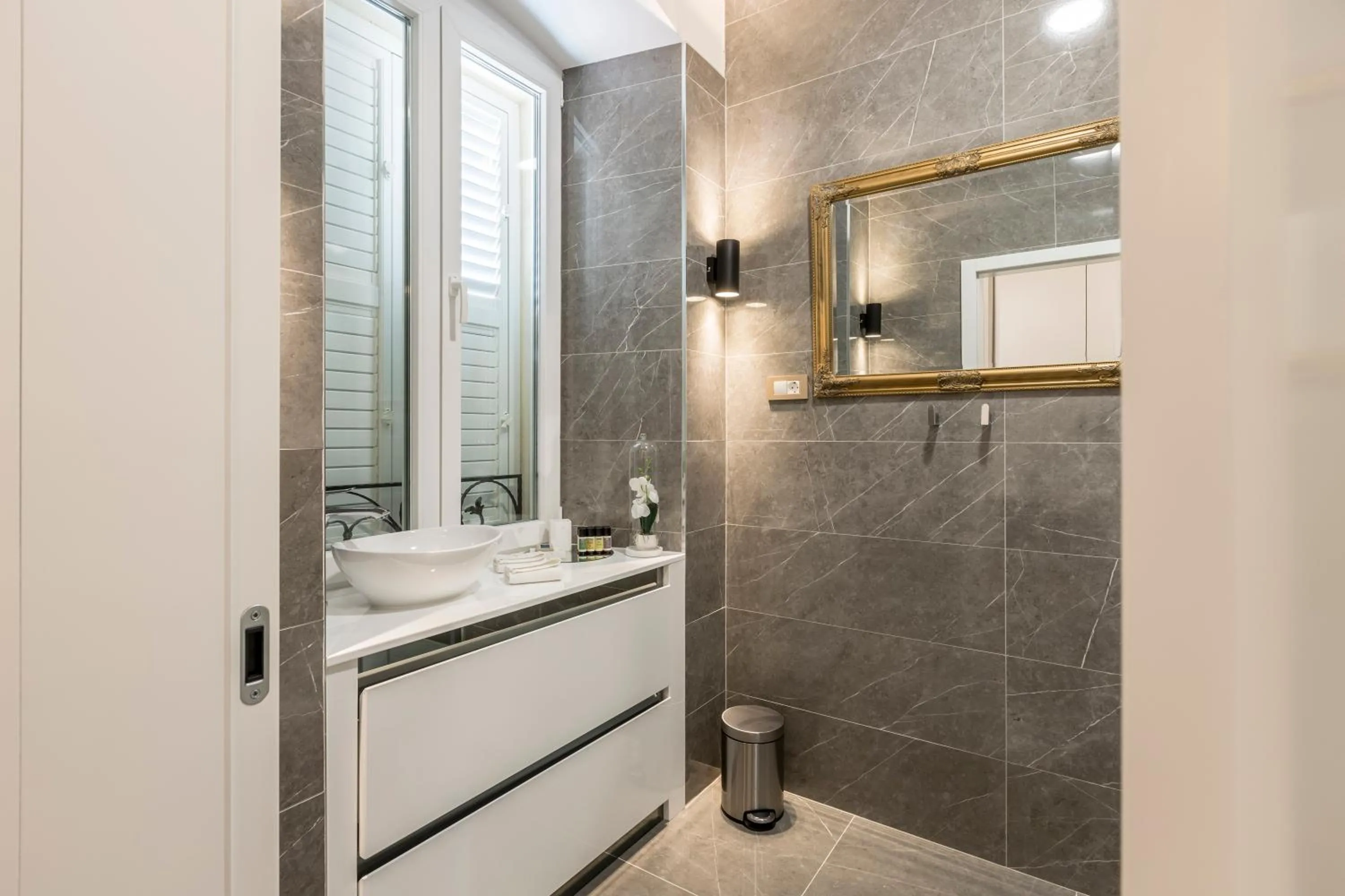 Deluxe Double Room in Elixir luxury rooms - in the old town