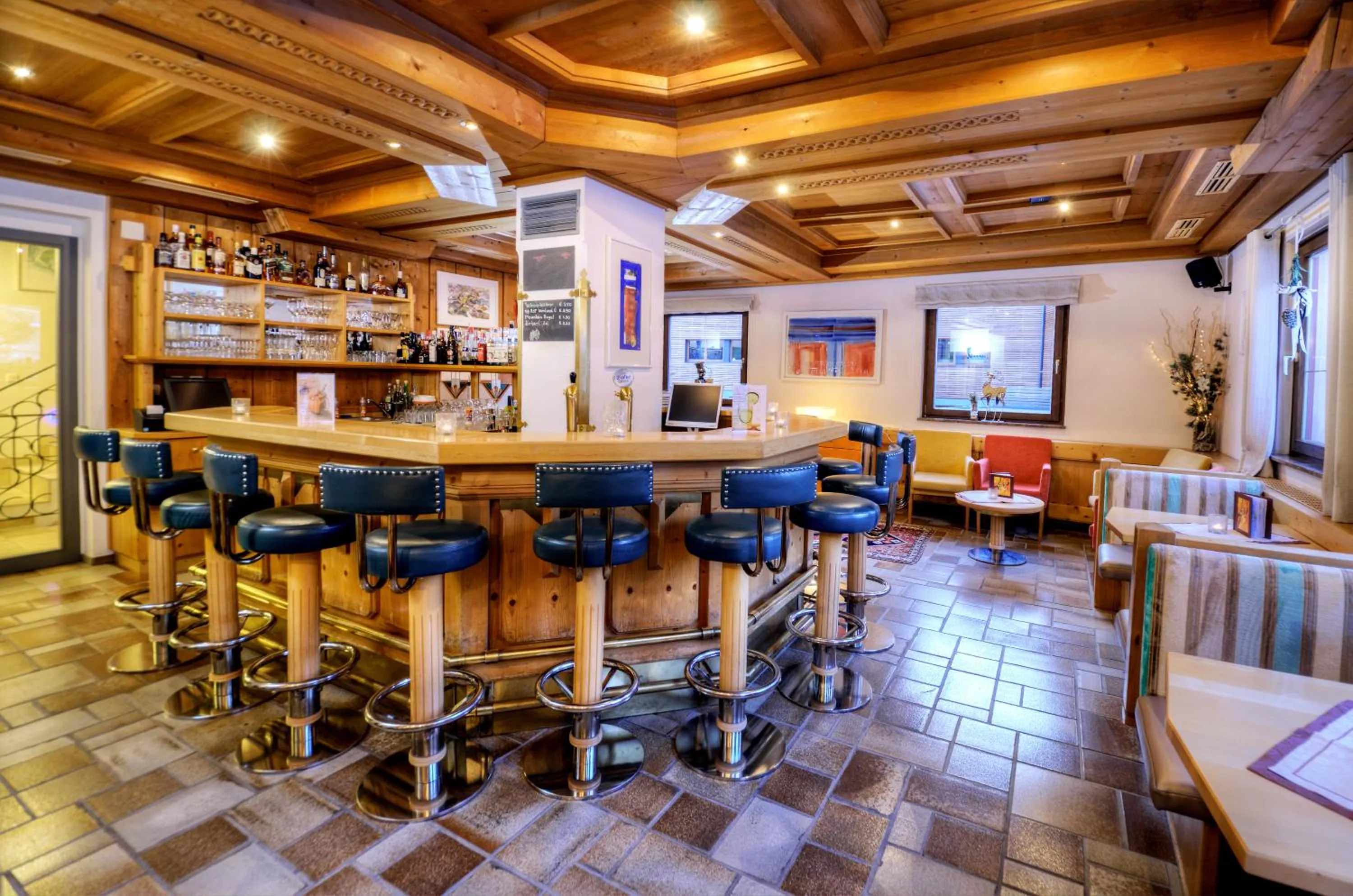 Lounge or bar in Hotel & Art Kristiana