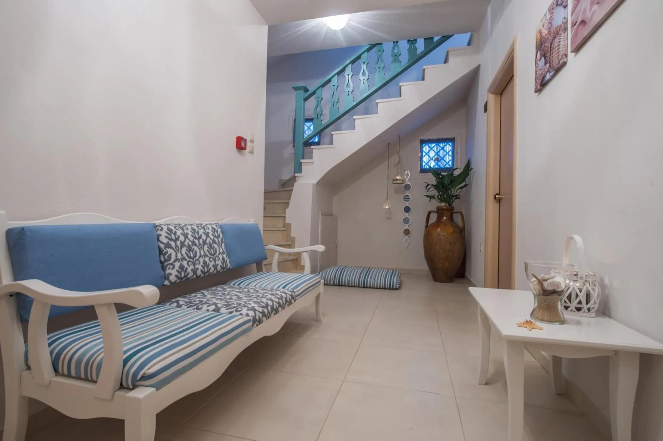 Communal lounge/ TV room in Aphrodite Studios