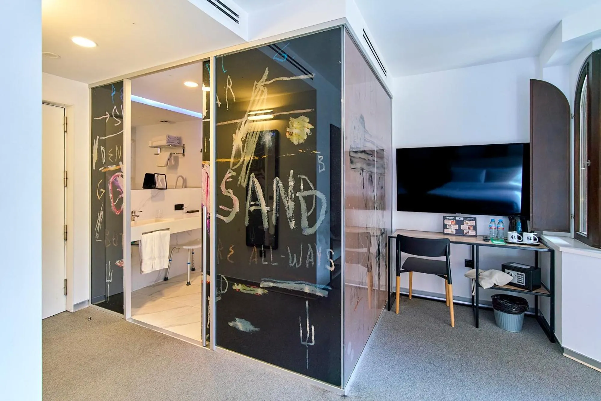 Shower in Hotel Melibea by gaiarooms