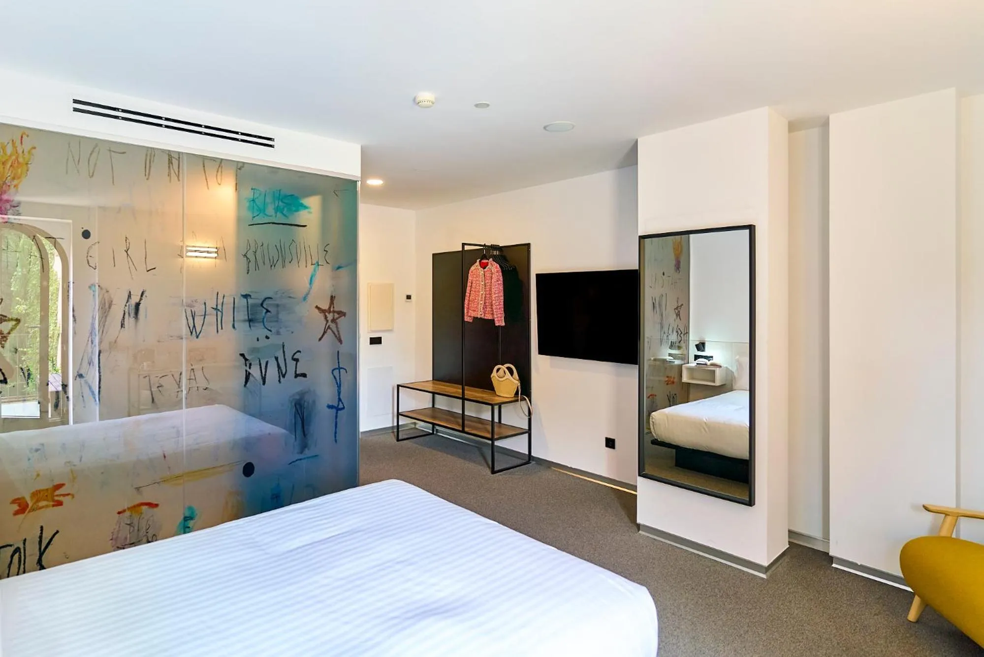 Shower, Bed in Hotel Melibea by gaiarooms