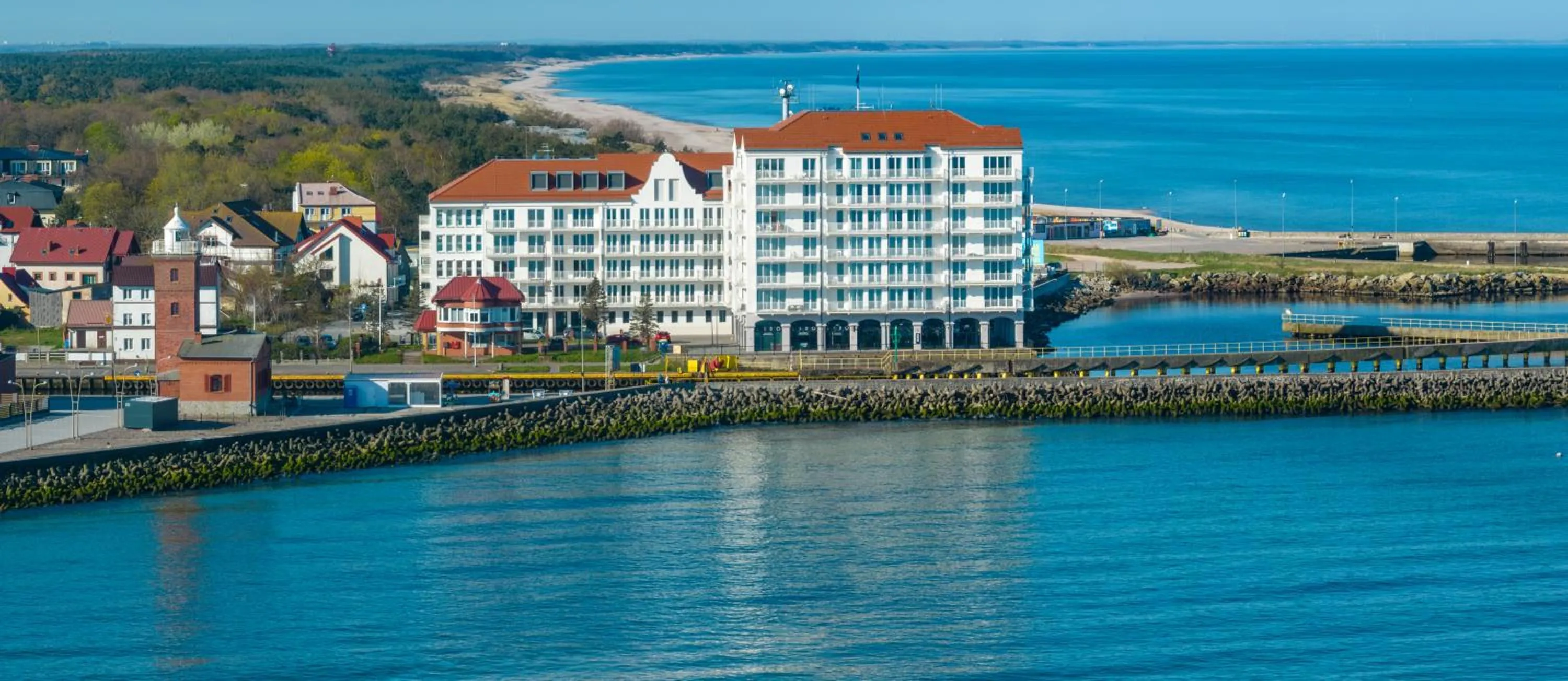 Property building in Marina Royale Darłowo - Apartamenty Ultra Mar nad morzem