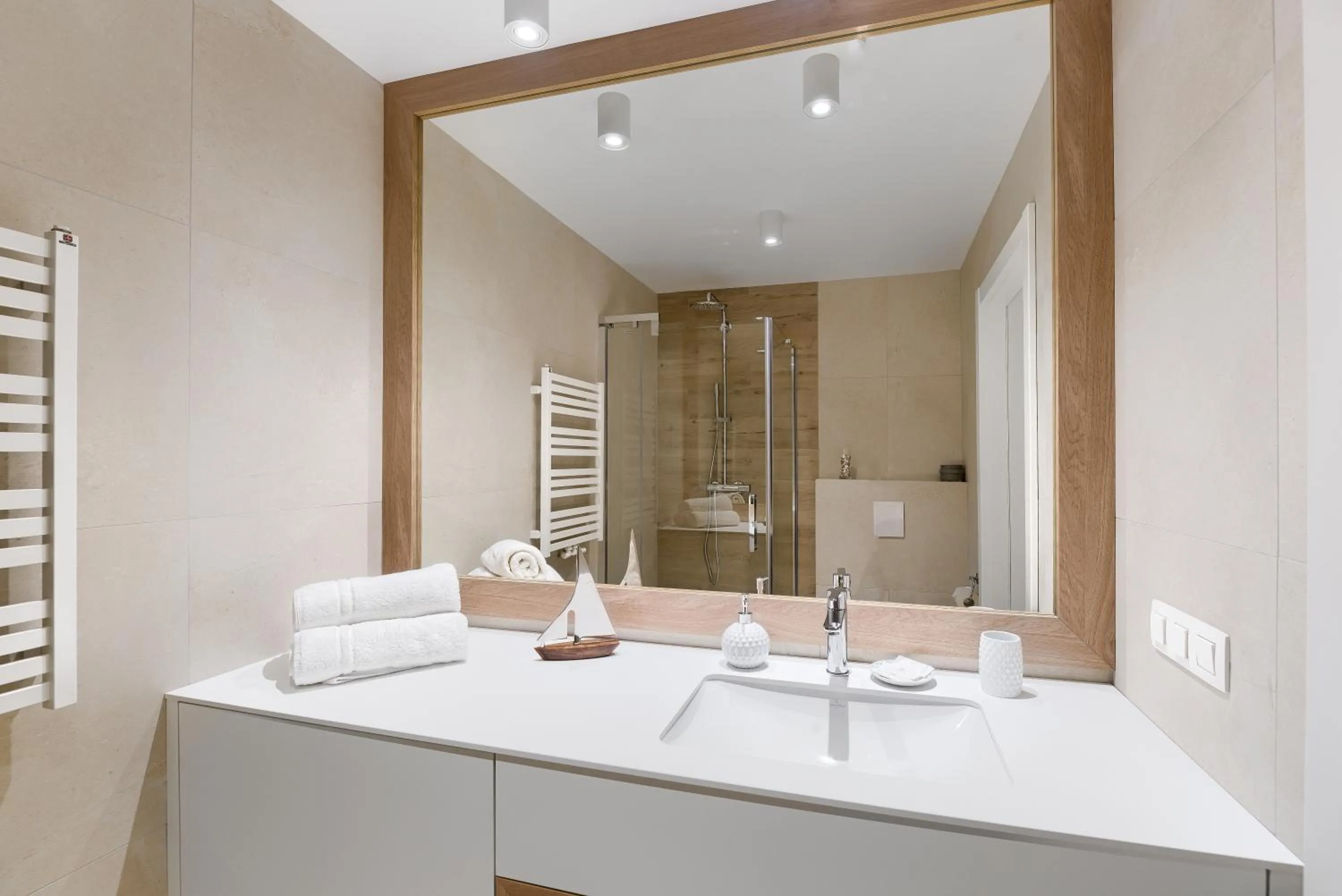 Shower in Marina Royale Darłowo - Apartamenty Ultra Mar nad morzem