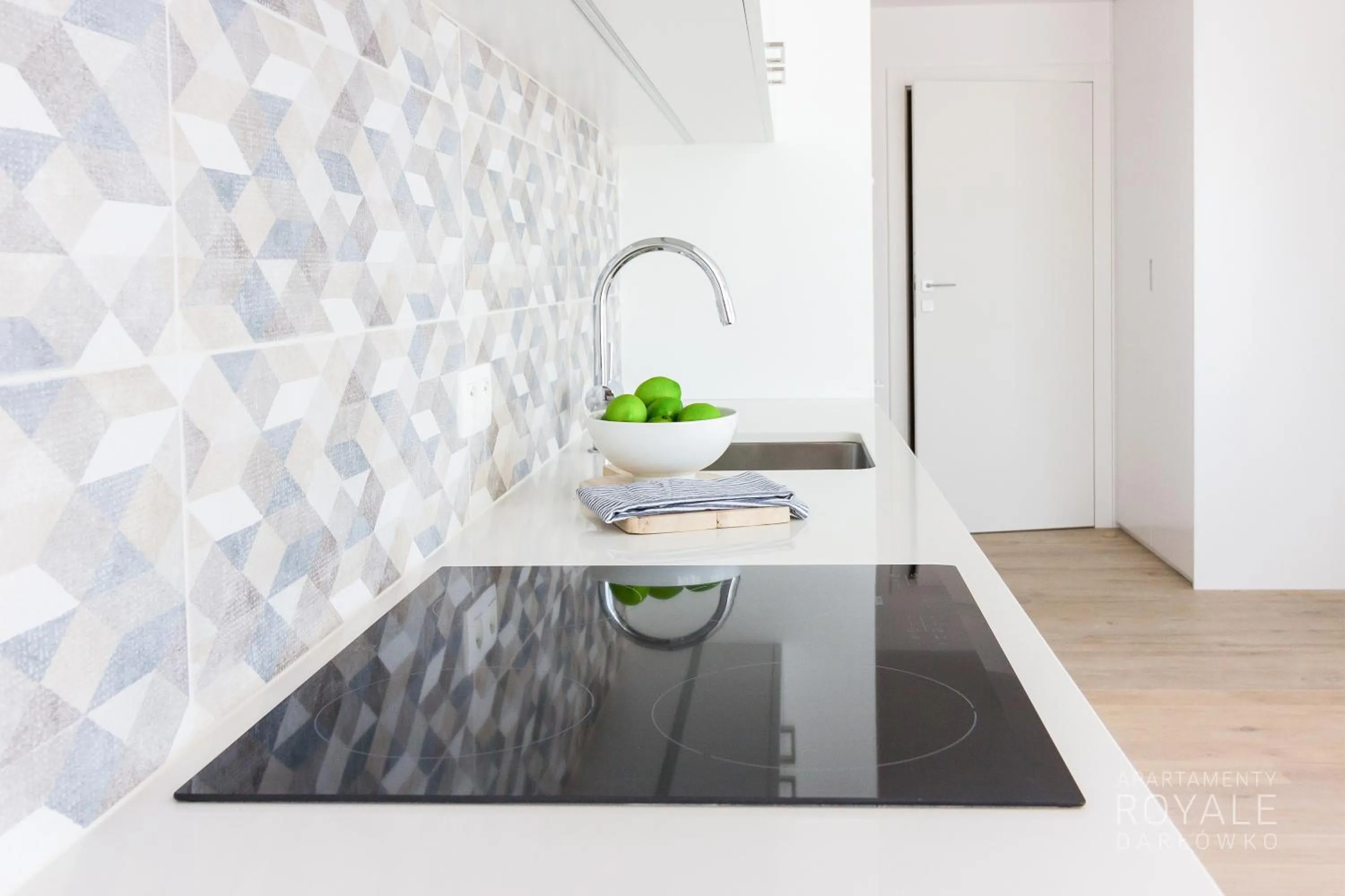 Kitchen or kitchenette in Marina Royale Darłowo - Apartamenty Ultra Mar nad morzem